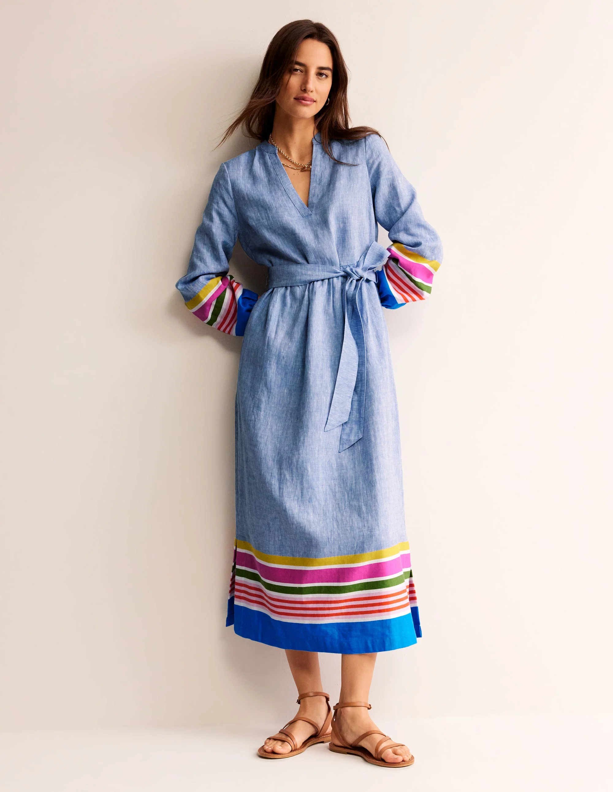 Maxikleid aus Leinen mit eingekerbtem Ausschnitt-Blau und Bunte Streifen - Image 2