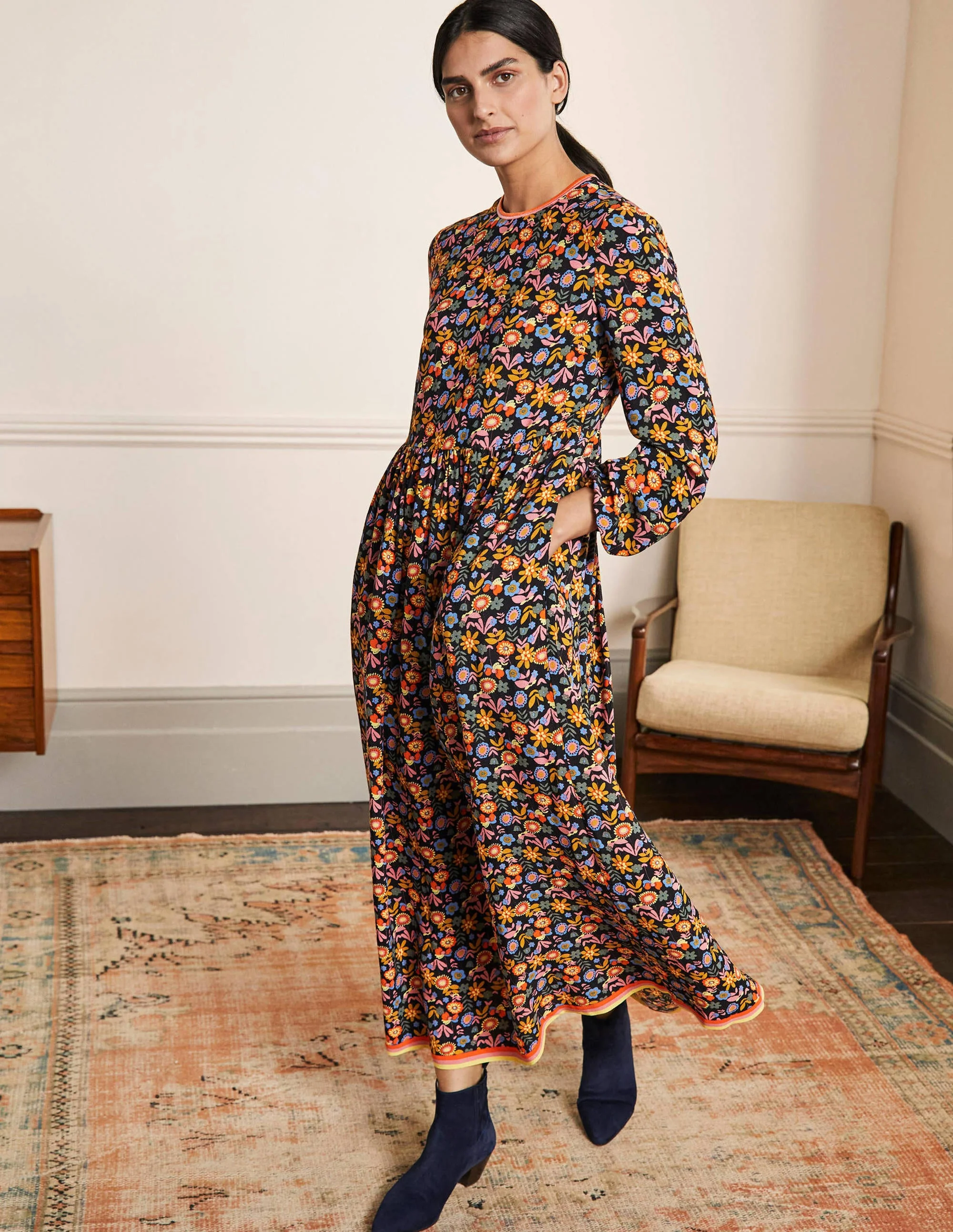 Maxikleid mit Bortendetail-Schwarz/Bunt, Blüten - Image 4