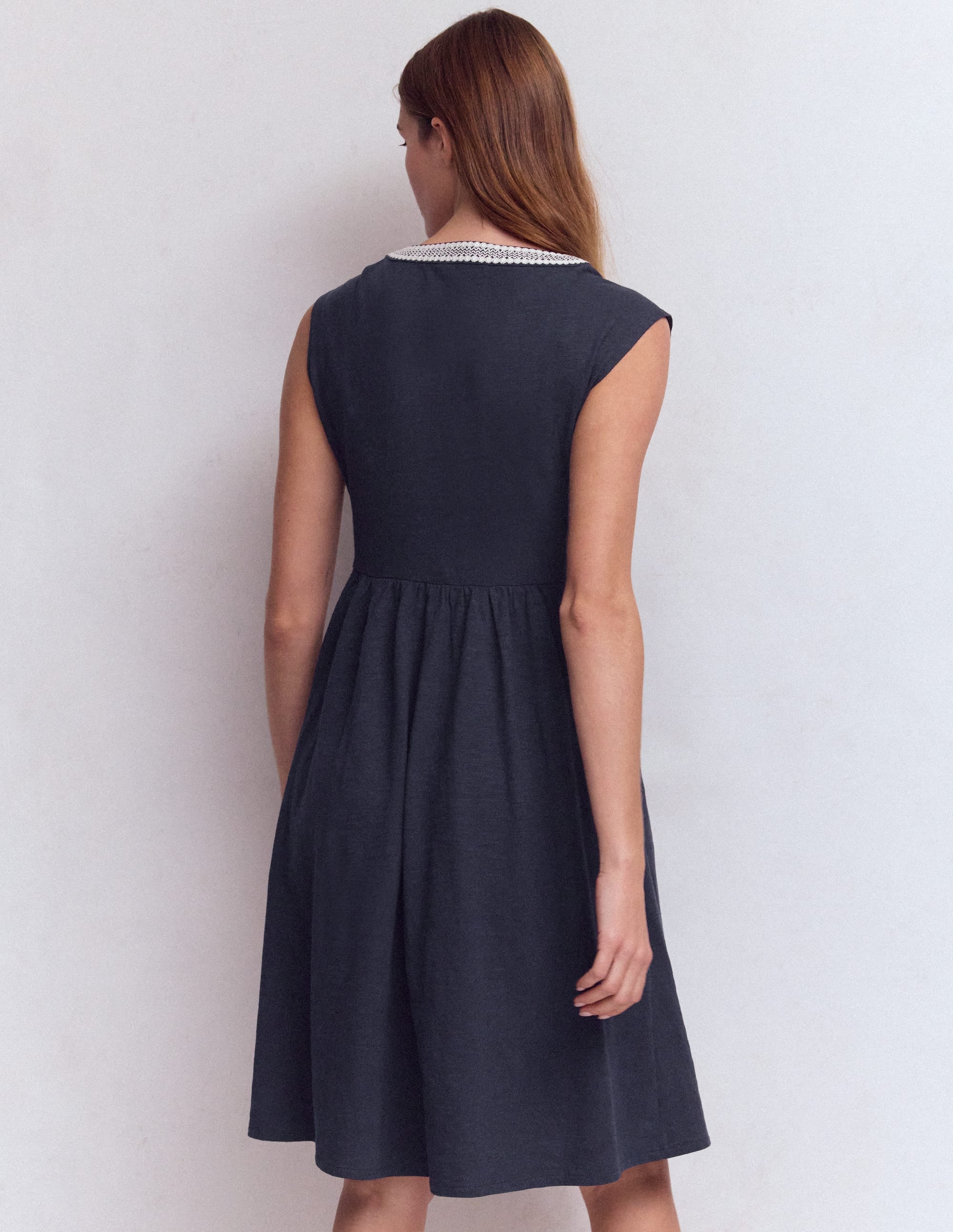 May Kurzes Jerseykleid-Marineblau - Image 3