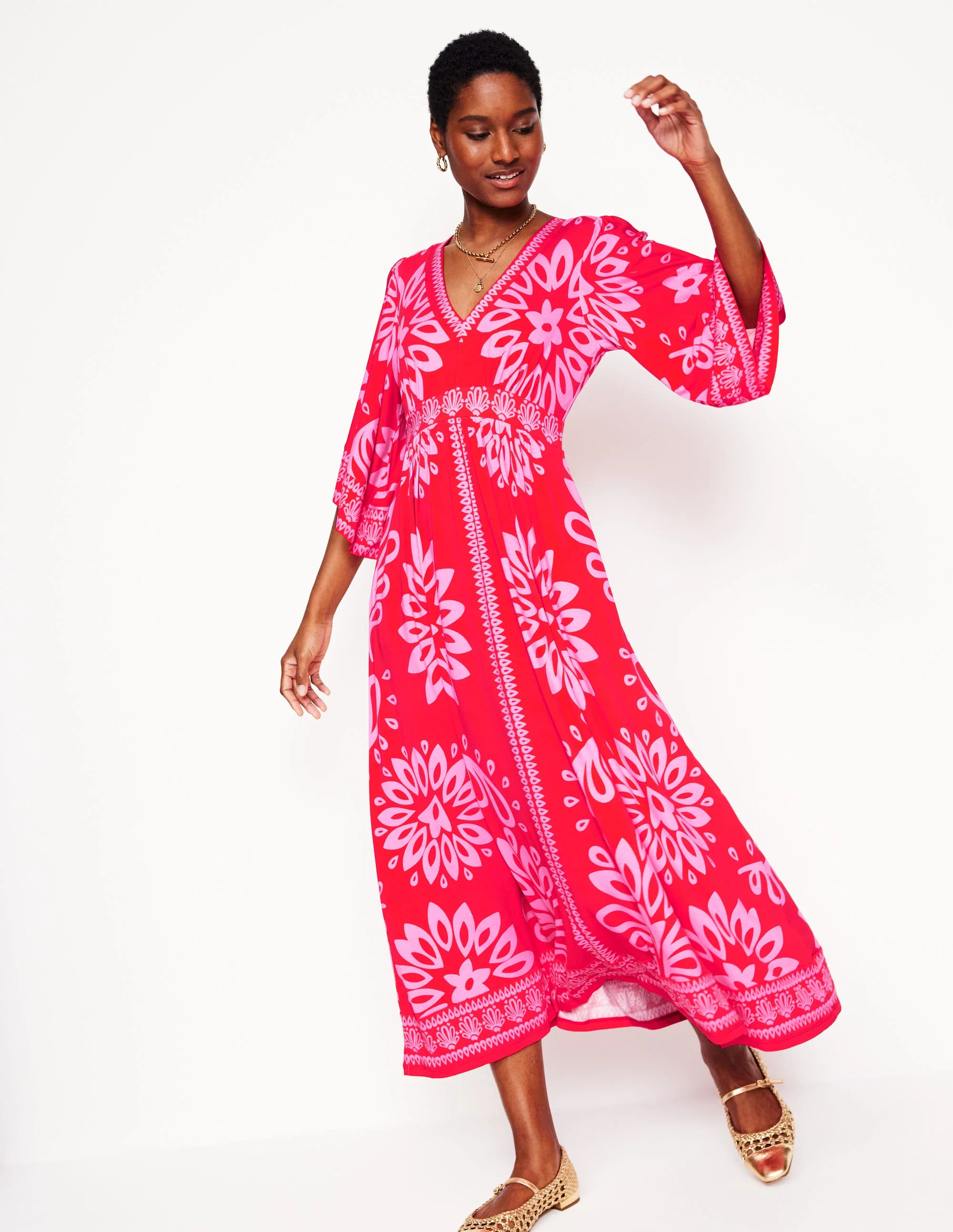 Maya Jersey-Maxikleid im Kimono-Stil-Erdbeerrot, Palmenblätter - Image 4