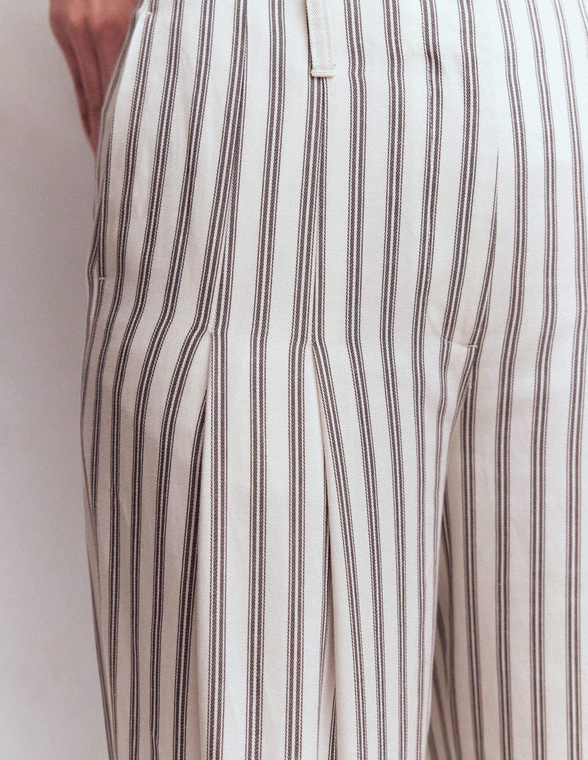 Mayfair Taillierte Hose-Naturweiß/Navy, Gestreift - Image 5