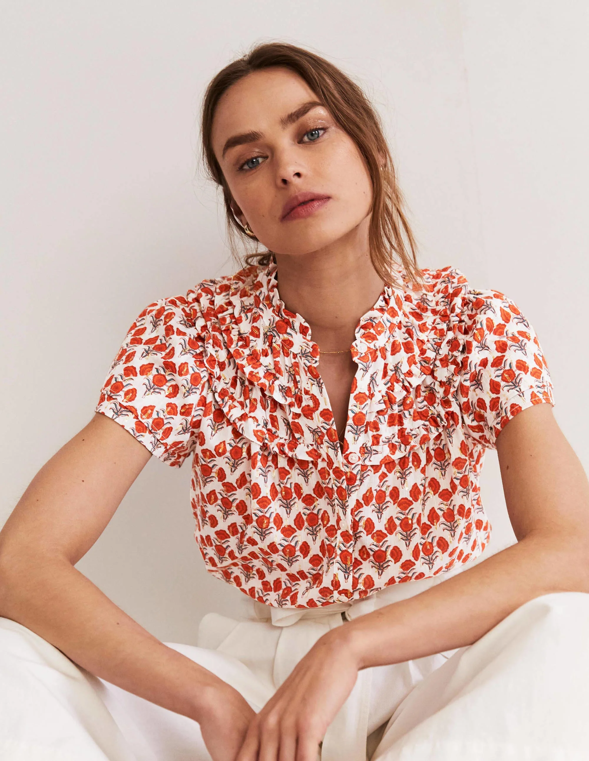 Metallic-Bluse mit Raffungen-Chili-Rot, Geometrisches Blumenmuster - Image 3