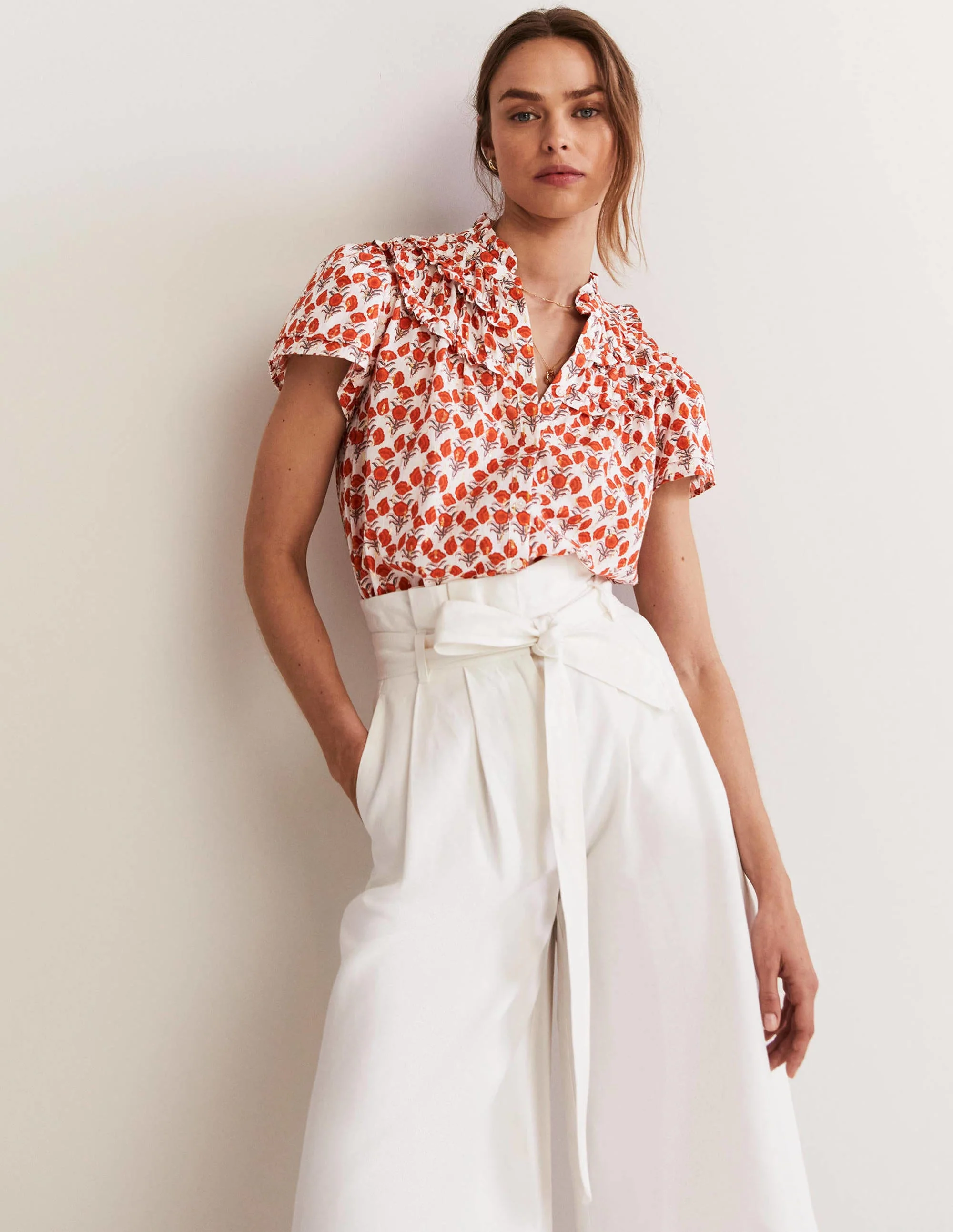 Metallic-Bluse mit Raffungen-Chili-Rot, Geometrisches Blumenmuster - Image 4