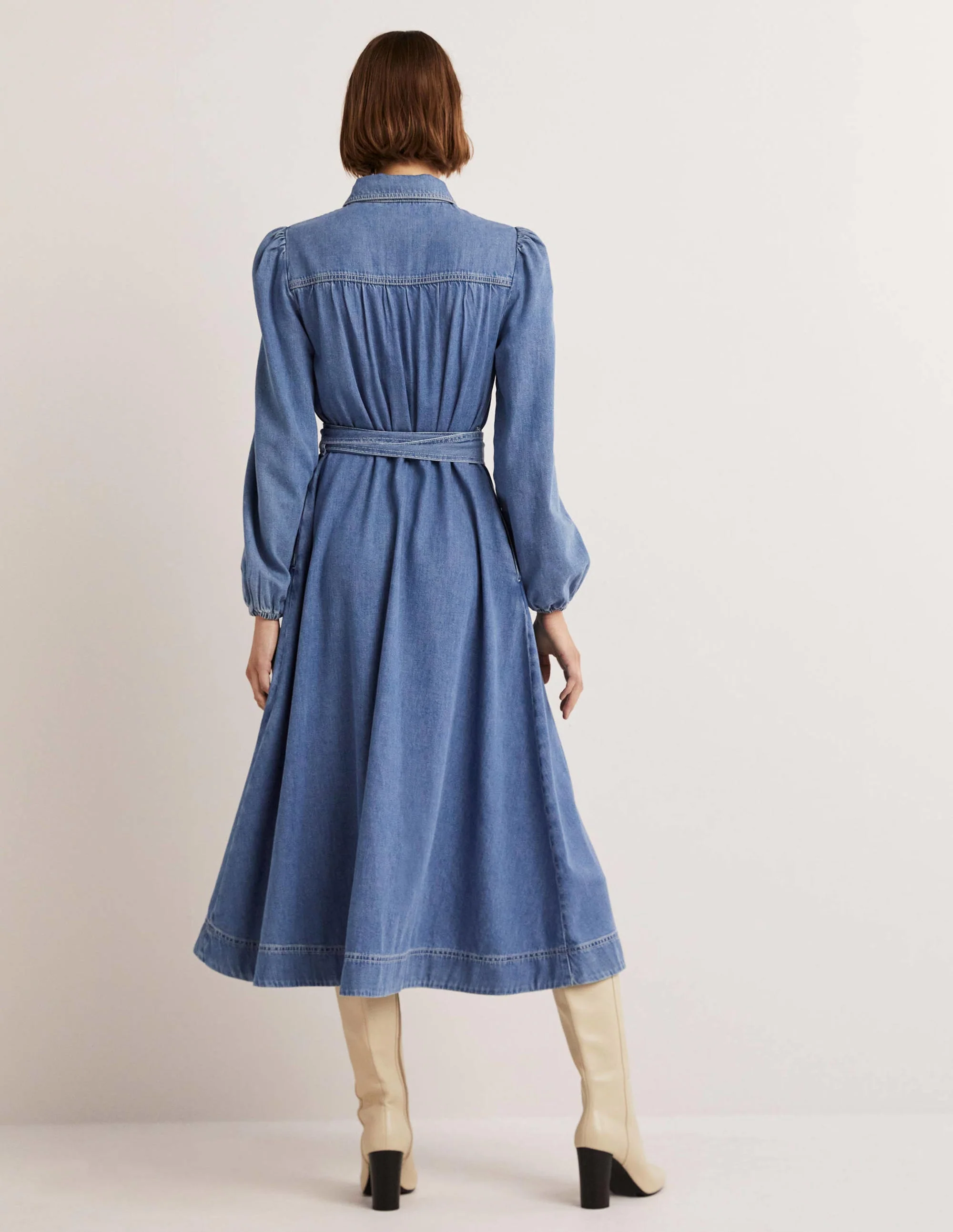 Midi-Hemdblusenkleid aus Denim-Light Denim - Image 4