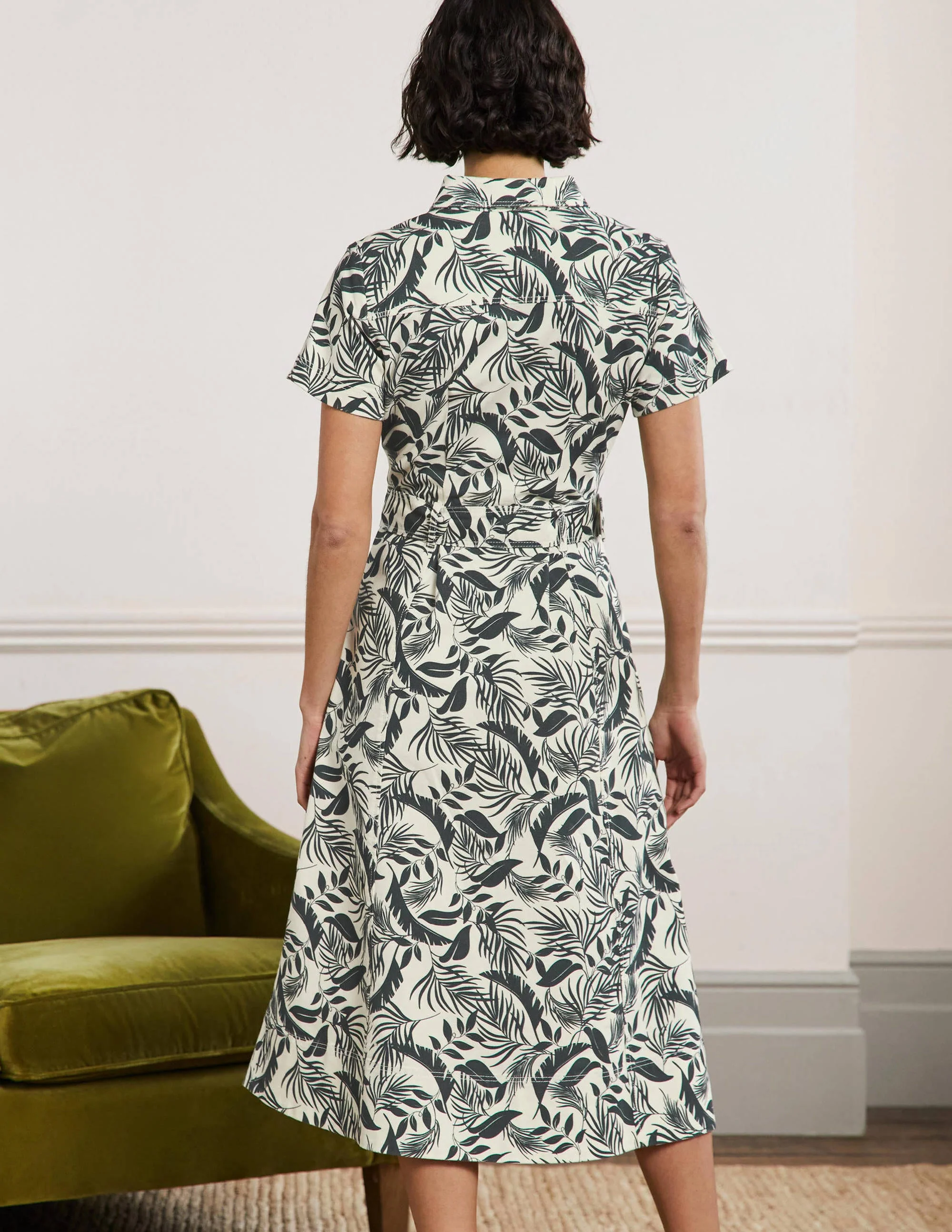 Midi-Hemdblusenkleid mit Gürtel-Gartengrün, Tropische Blätter - Image 3
