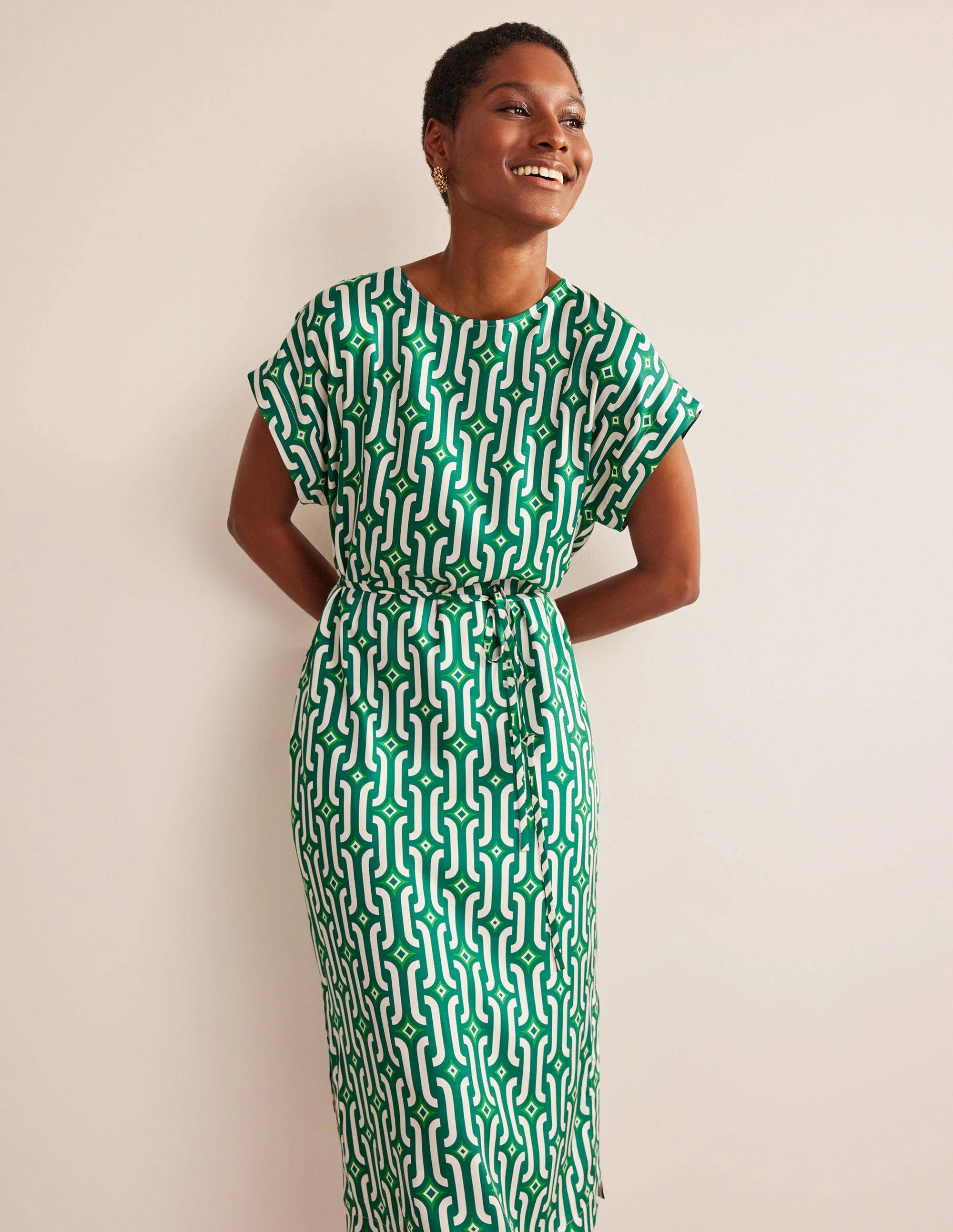 Midi-Säulenkleid mit kurzen Ärmeln-Helles Smaragdgrün, Geometrisches Muster - Image 4