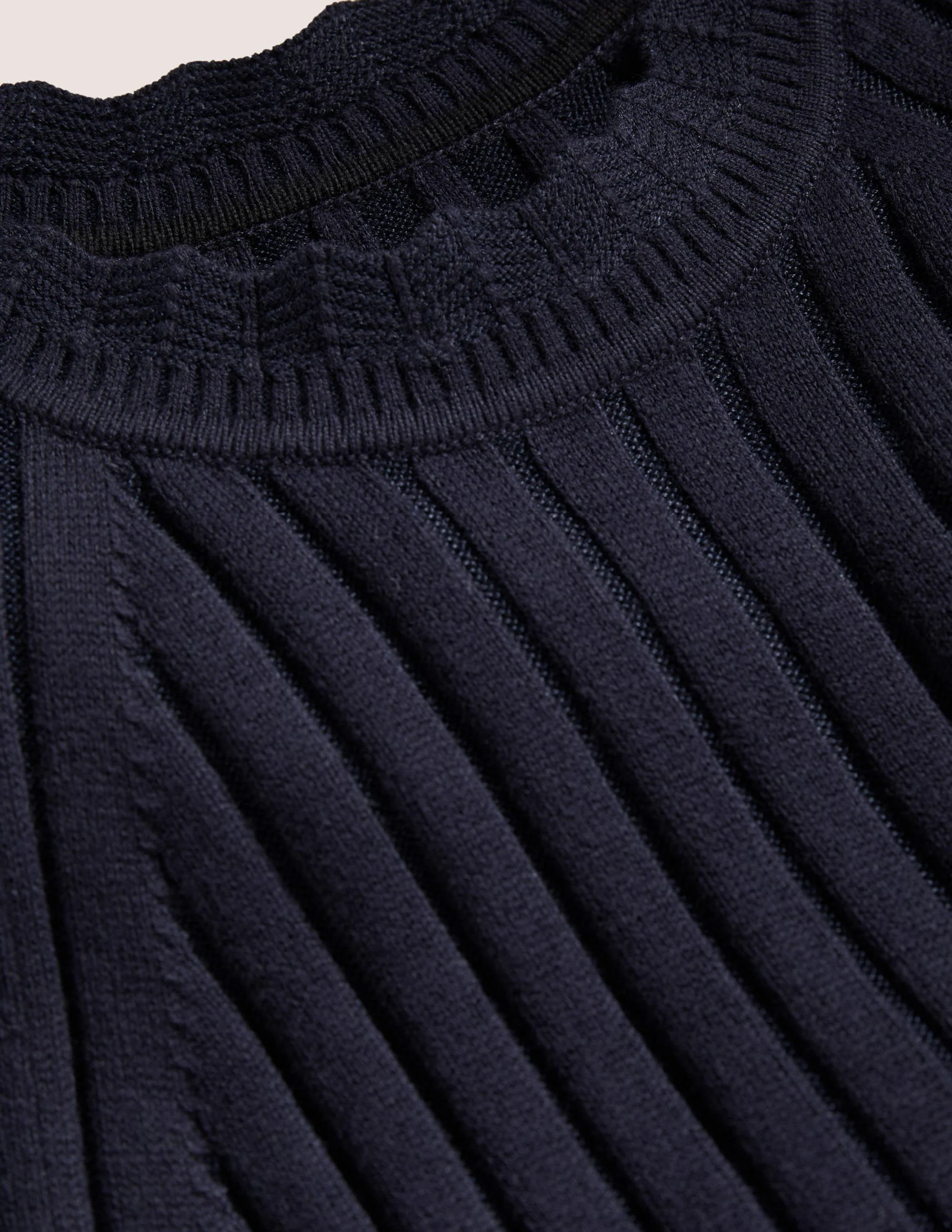 Midi-Strickkleid mit Rippdetails-Marineblau - Image 6