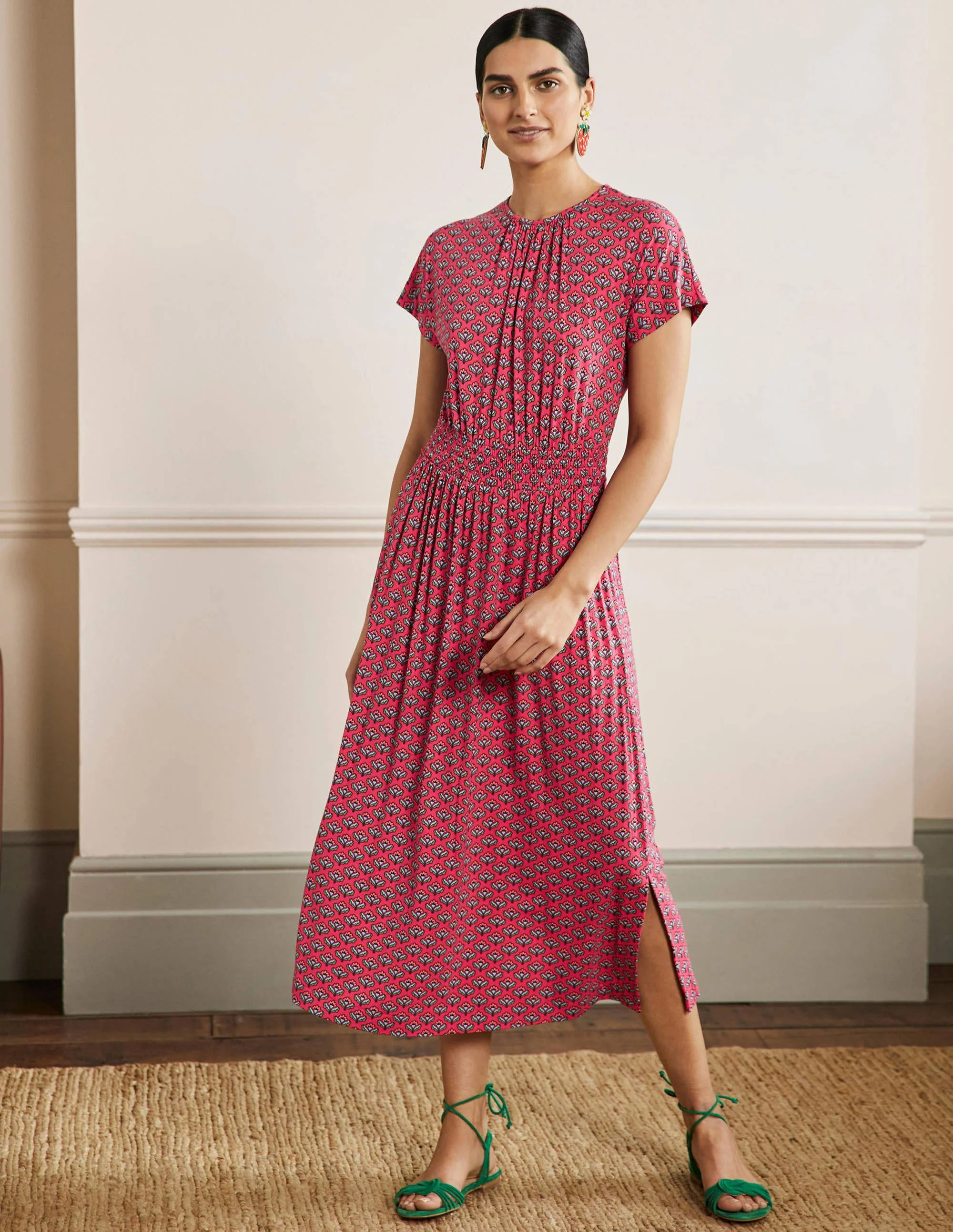 Midikleid aus Jersey-Rettichrot, Geometrisches Muster