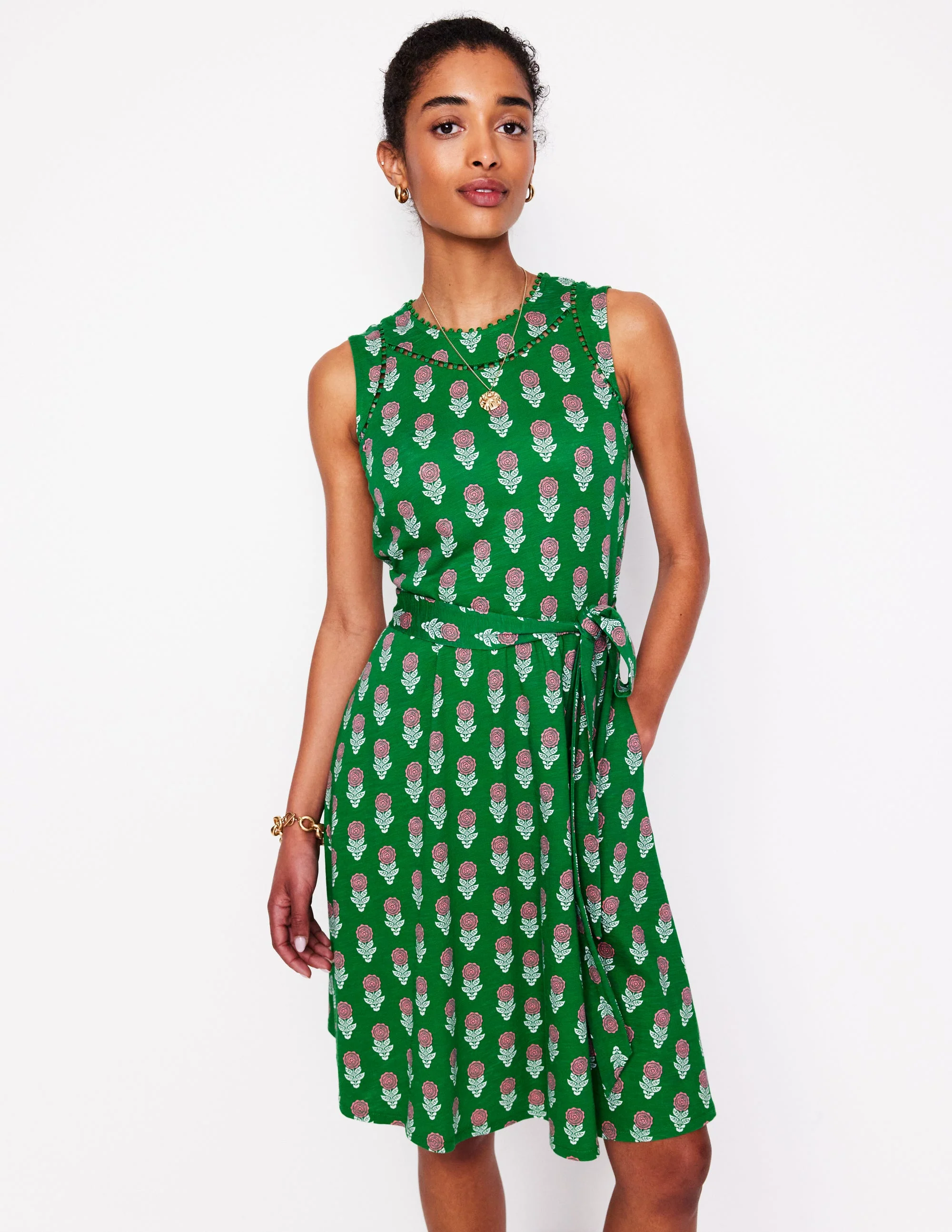 Mila Kurzes Jerseykleid mit Besatz-Smaragdgrün, Dahlienzweig