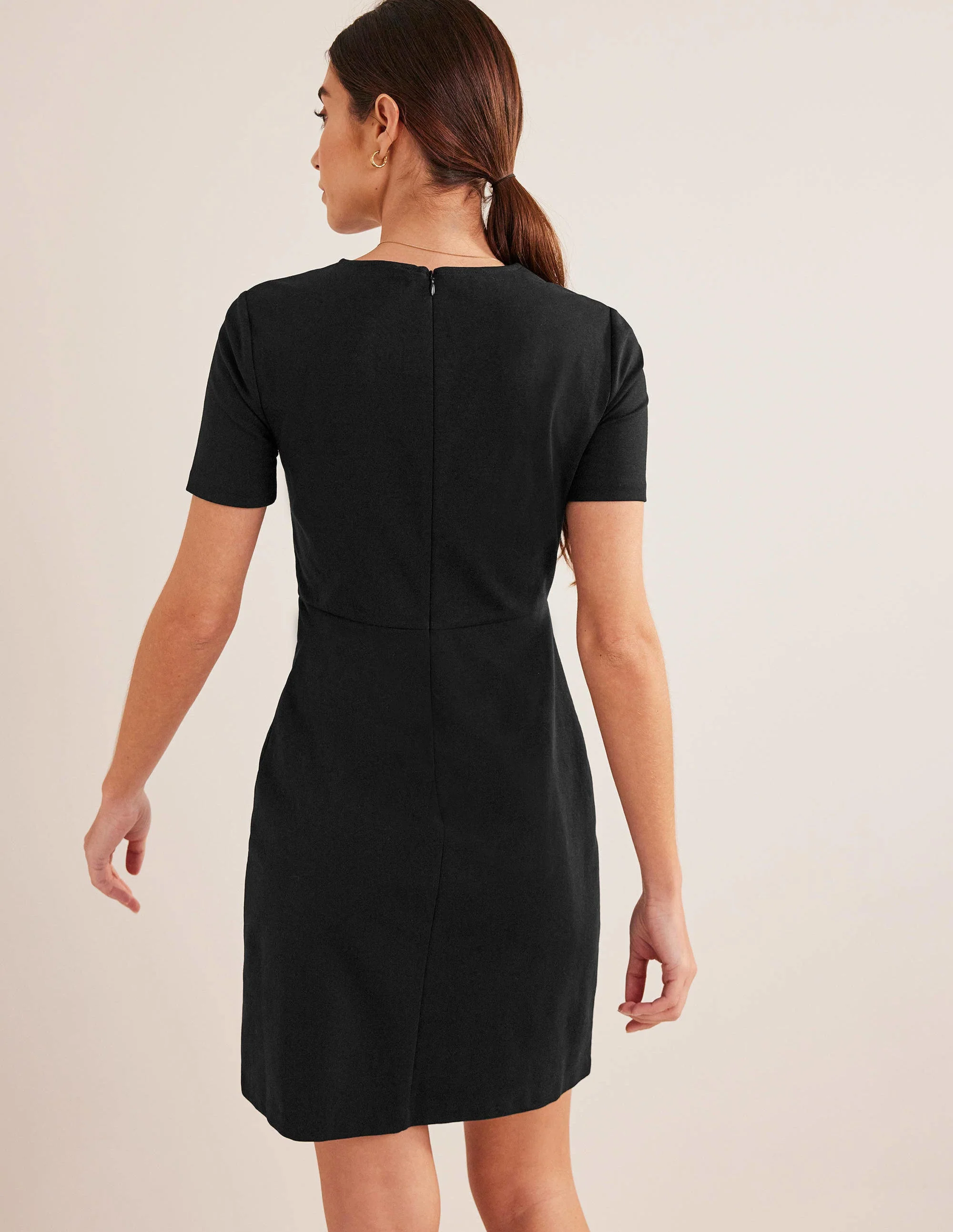 Mini-Etuikleid aus Jersey-Schwarz - Image 3