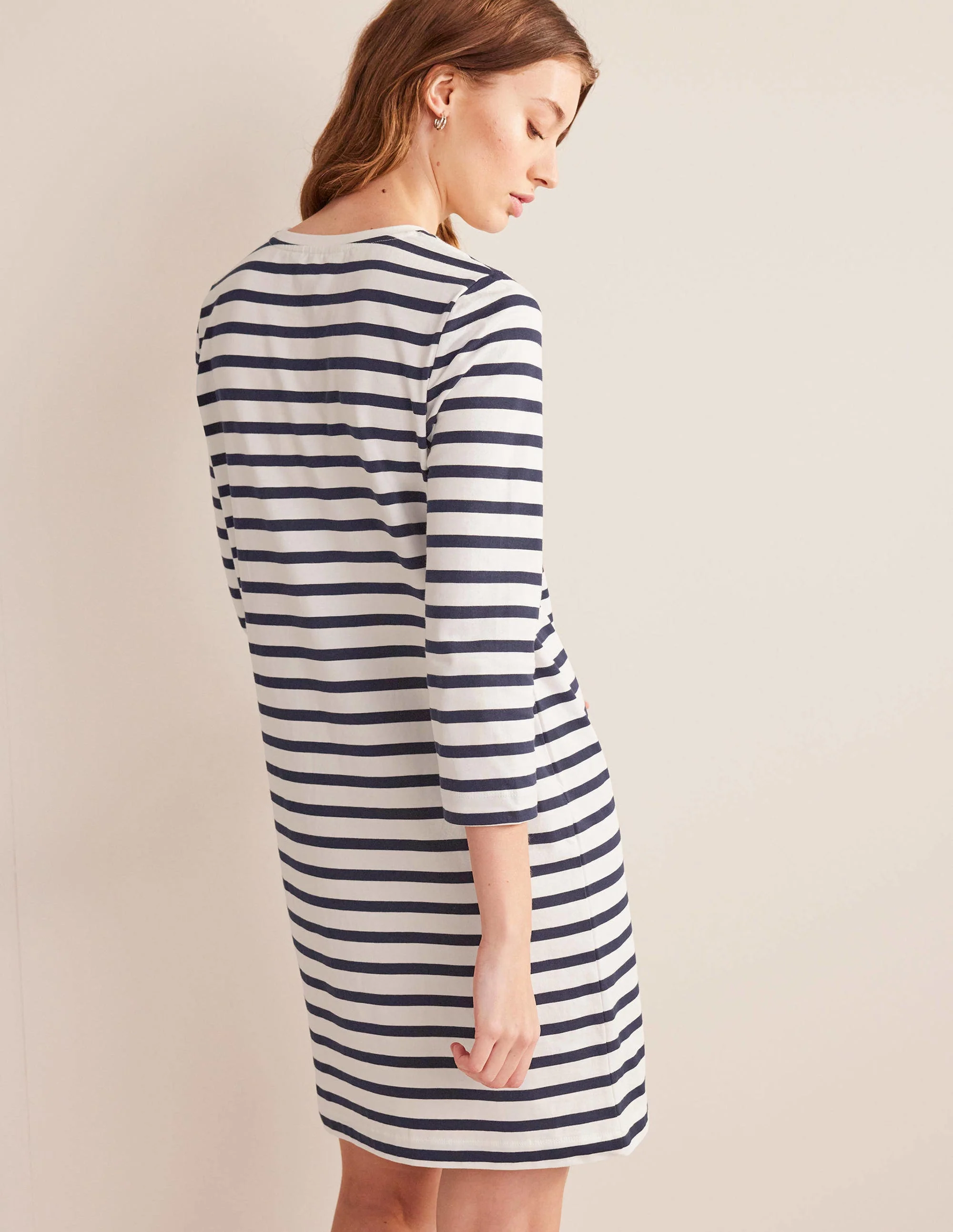 Mini-T-Shirt-Kleid aus Jersey-Naturweiß/Marineblau, Gestreift - Image 3