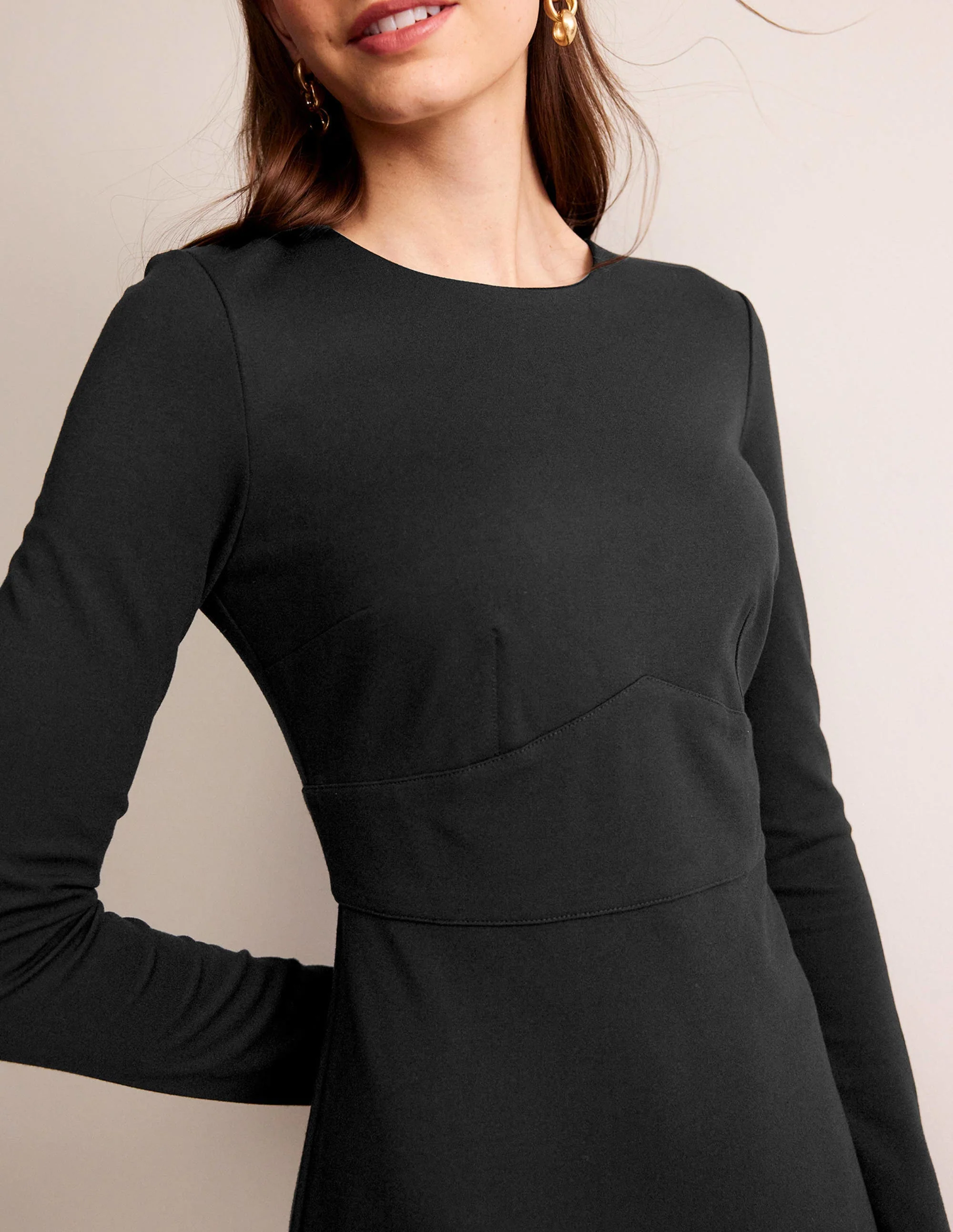 Nadia Jersey-Midikleid-Schwarz - Image 2