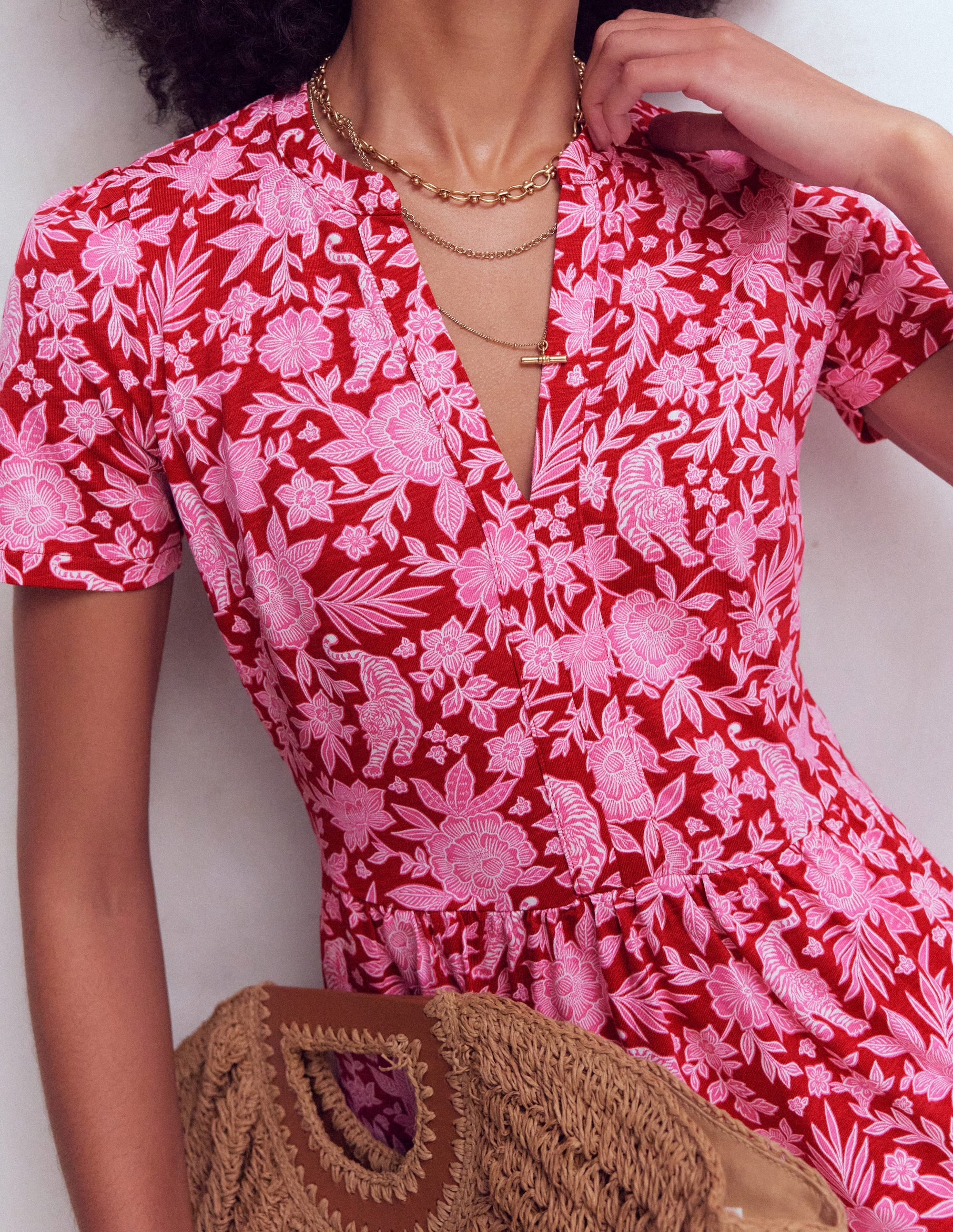 Naomi Kurzärmliges Kleid-Granatapfel, Tiger Paradies - Image 2