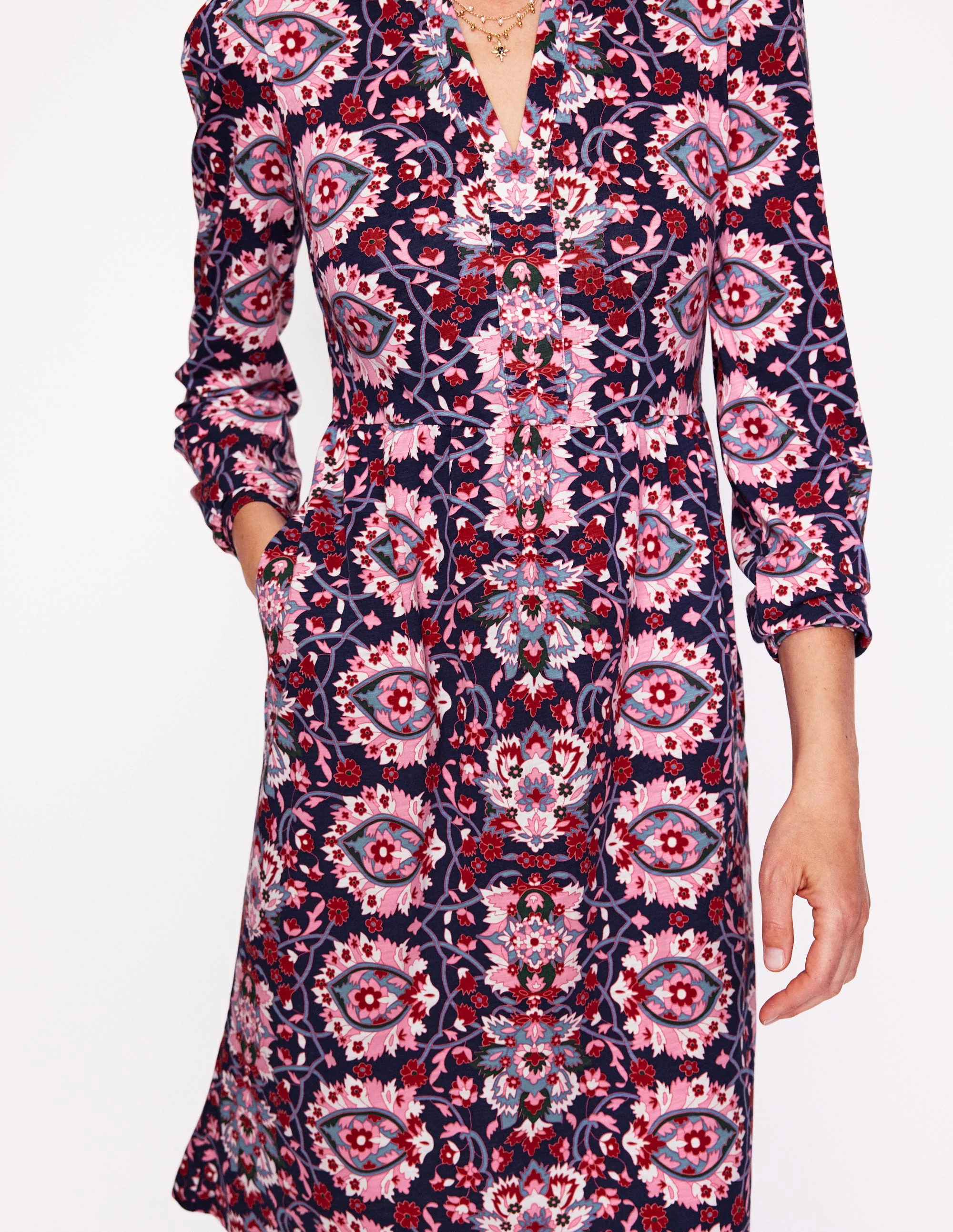 Naomi Lockeres Jerseykleid-Altrosa, Blütenranke - Image 2
