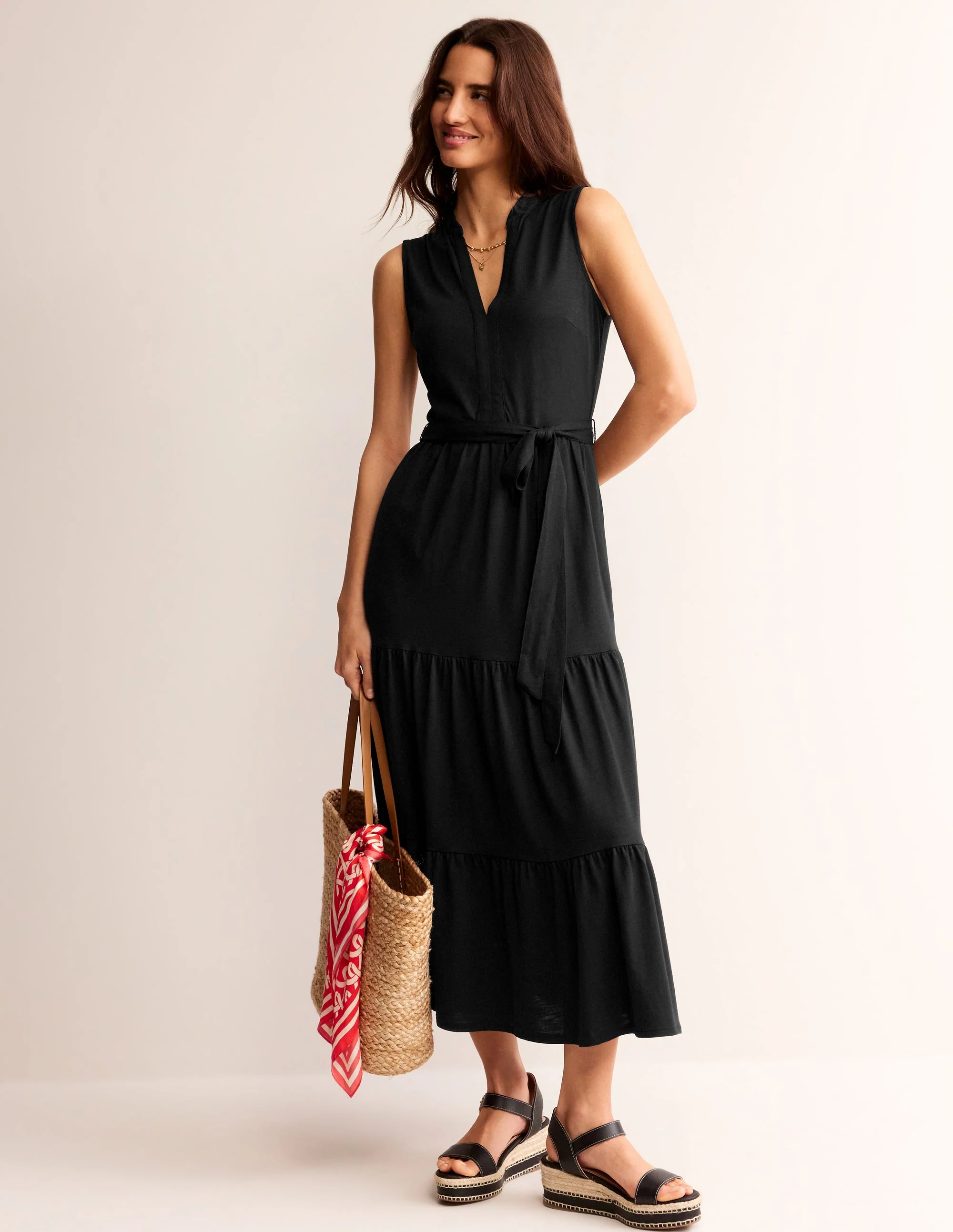 Naomi Maxikleid mit eingekerbtem Kragen-Schwarz - Image 4
