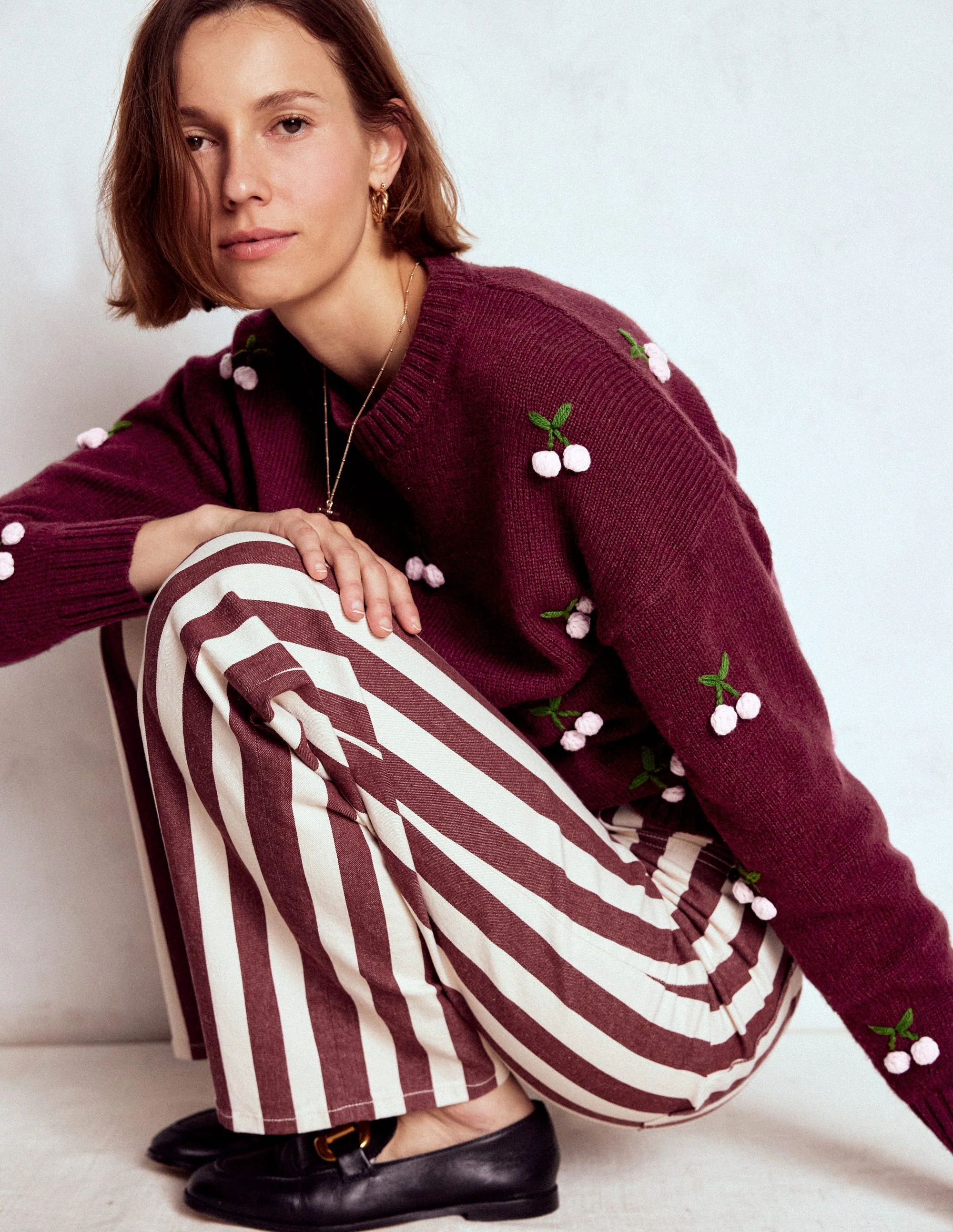 Natalie Pullover mit Stickerei-Kastanie Melange, Kirsche - Image 4