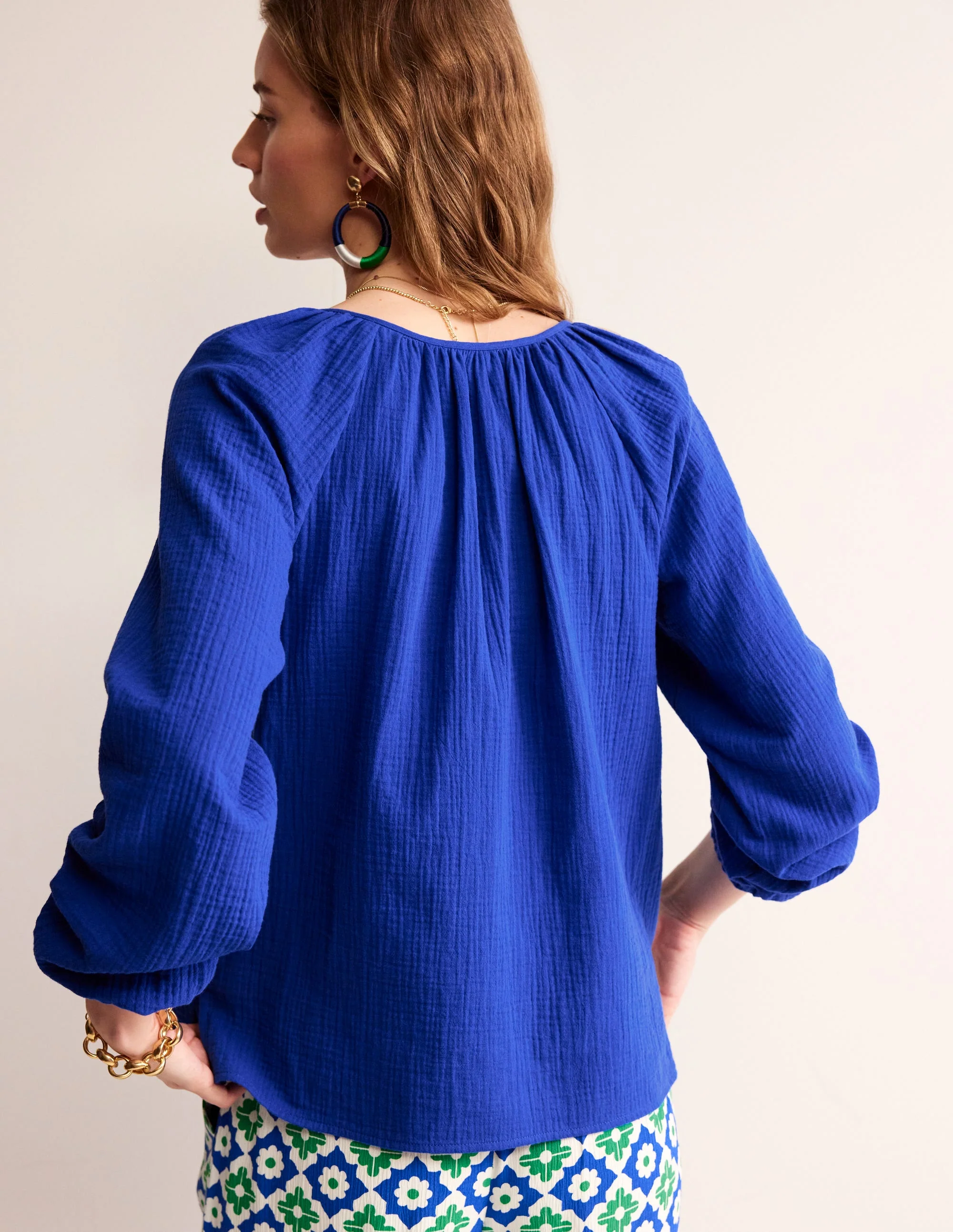 Oberteil aus doppellagigem Stoff mit Blousonärmeln-Surf the Web - Image 3