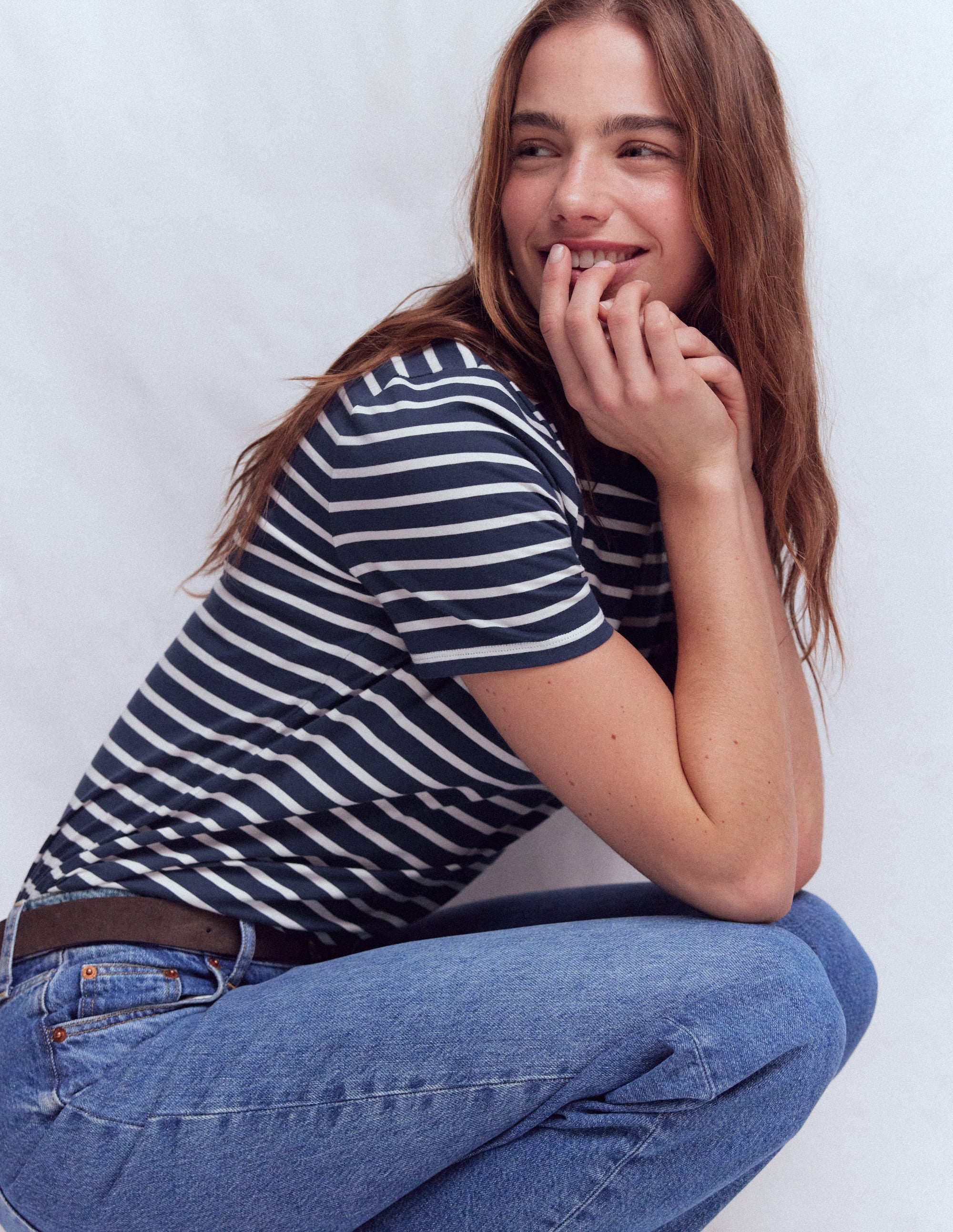 Olivia Kurzärmliges Bretonshirt-Marineblau, Naturweiß - Image 4