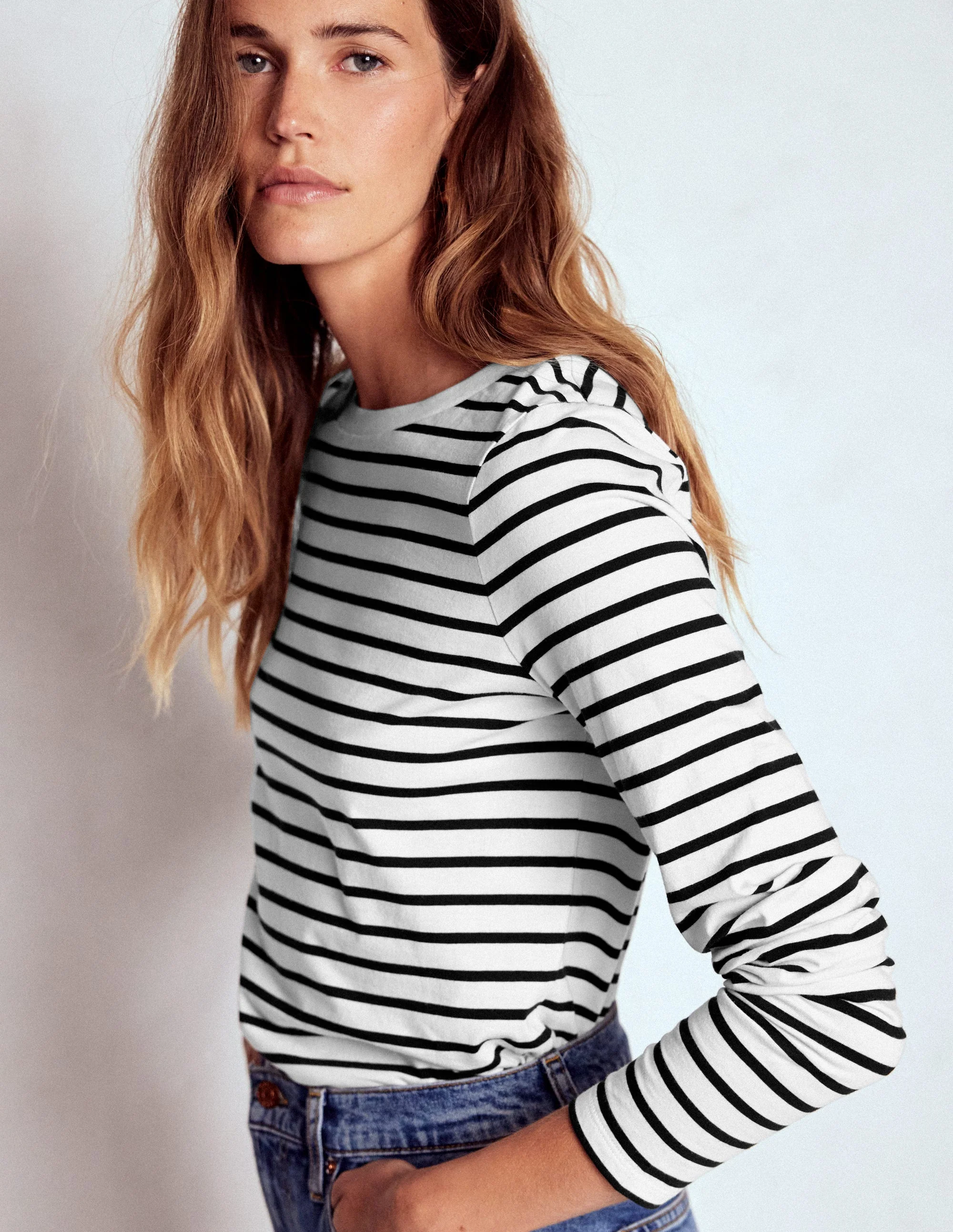 Olivia Langärmliges Bretonshirt-Naturweiß, Schwarz - Image 4