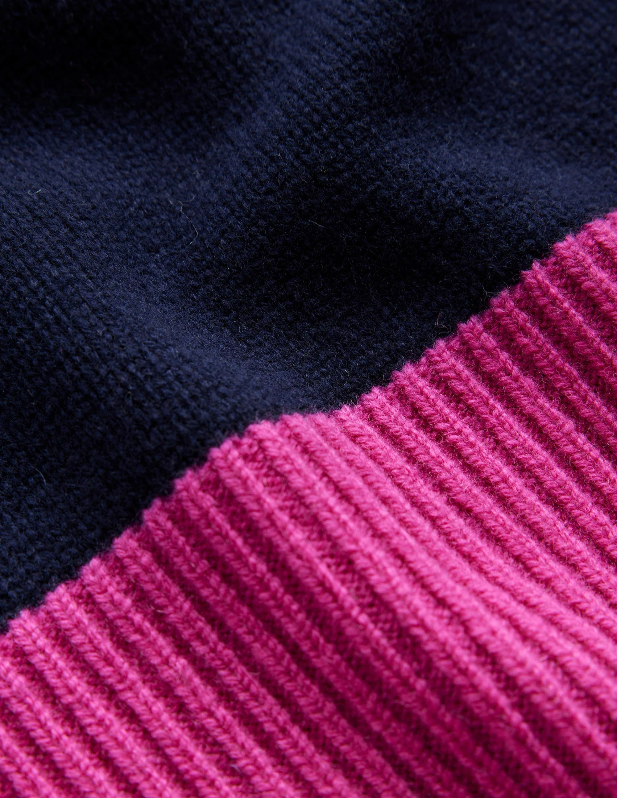 Olivia Merino-Pullover-Französisches Marineblau Blockfarben - Image 7