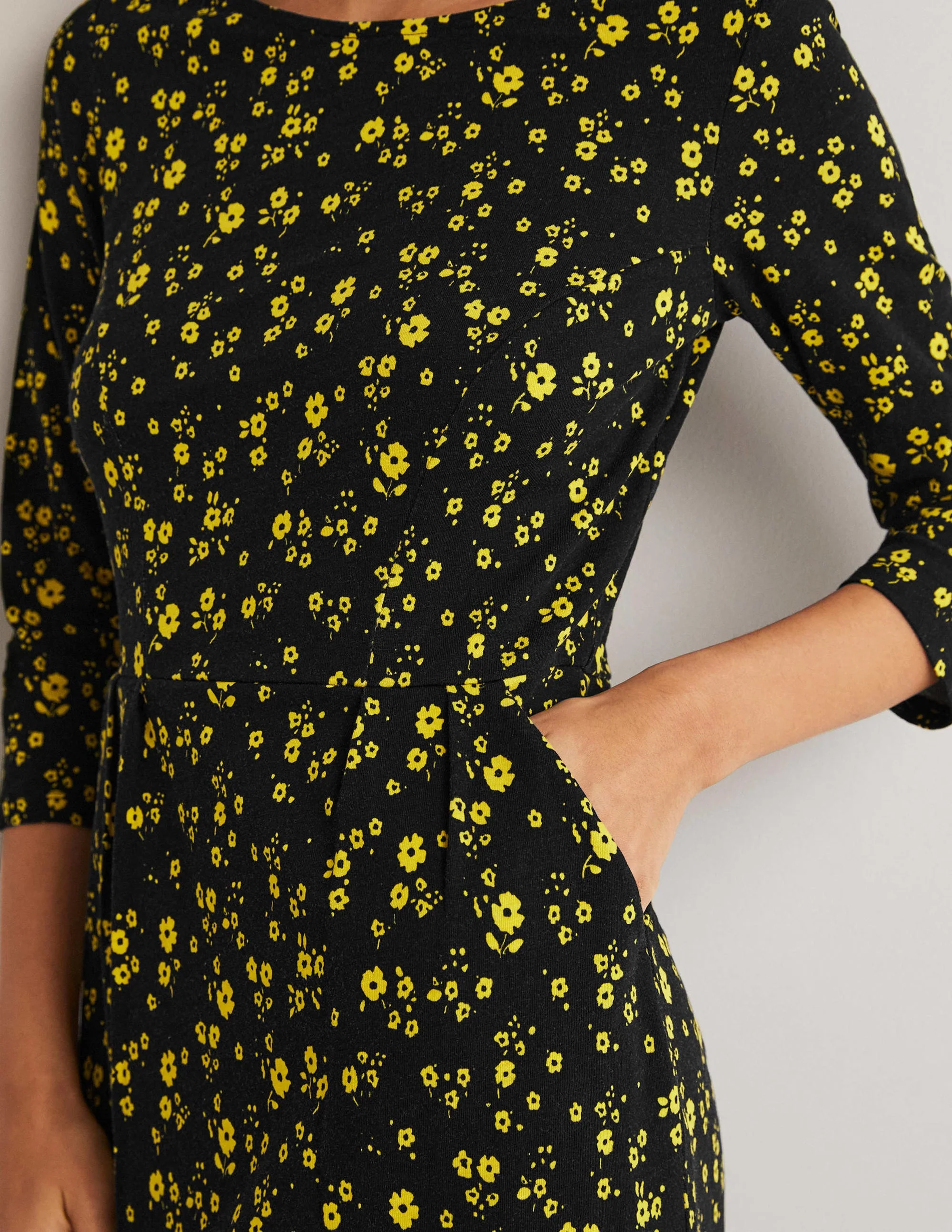 Penny Jerseykleid-Black, Floral Sprig - Image 2