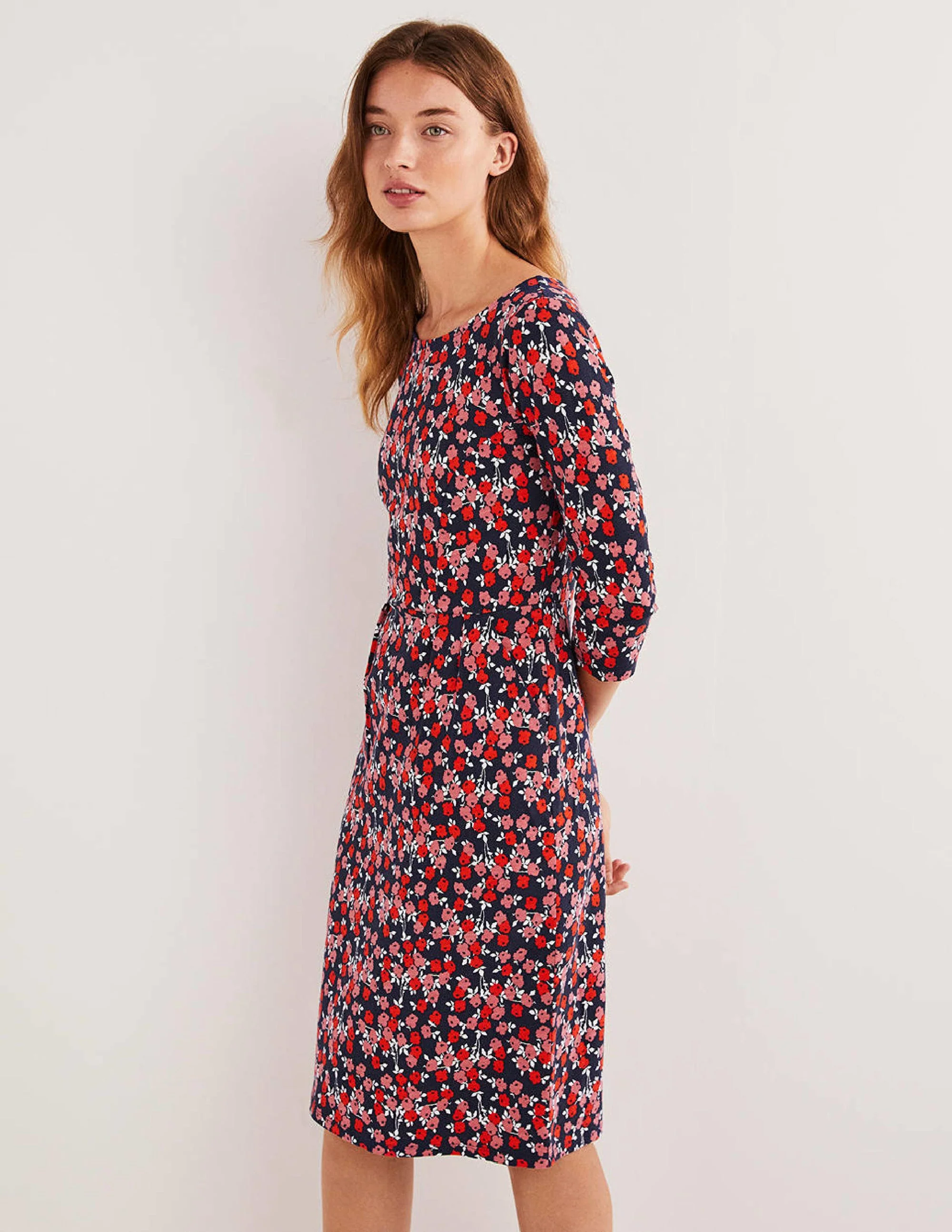 Penny Jerseykleid-Kirschrot, Abstrakte Zweige - Image 4