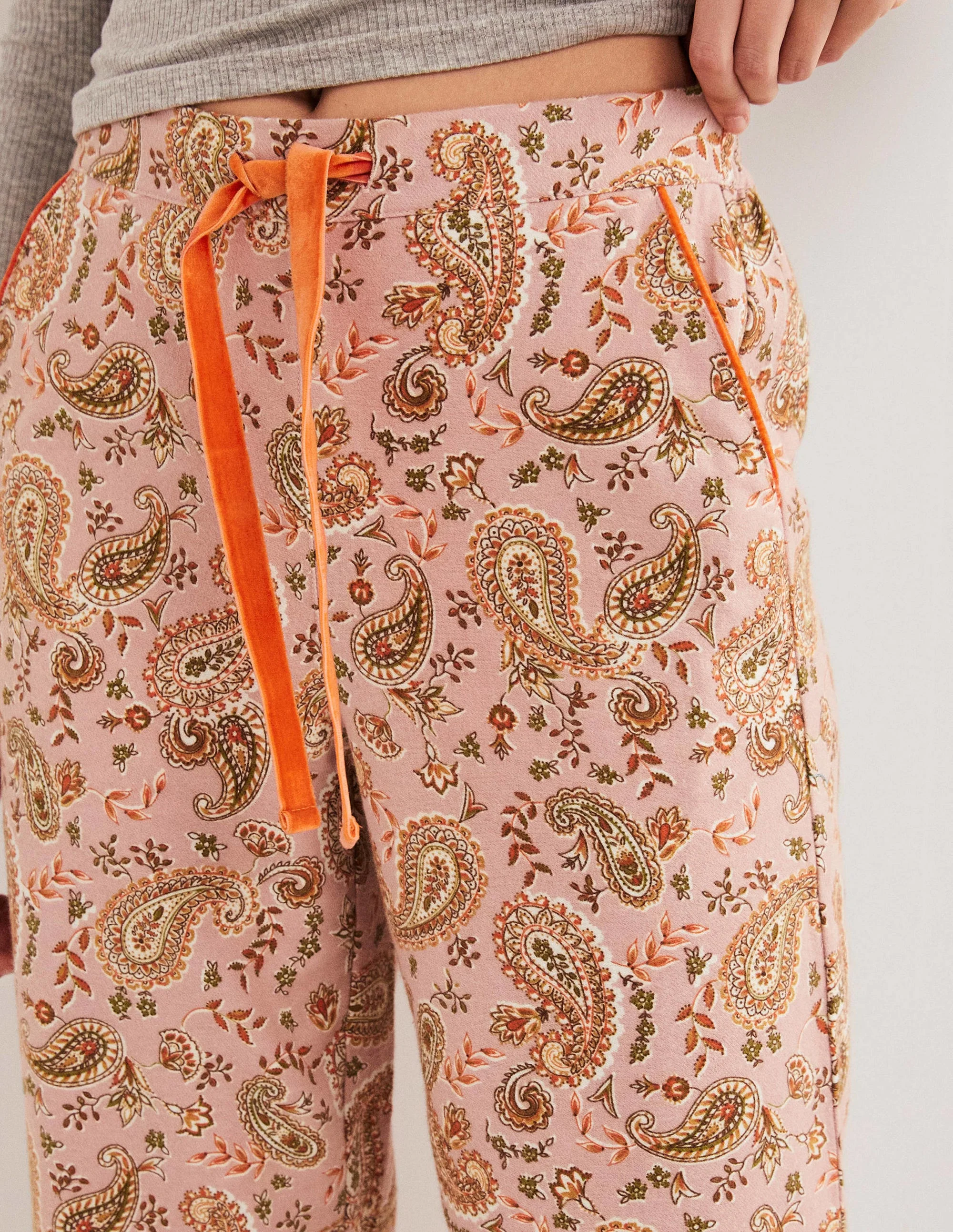 Pink Paisley Print Pyjama Bottoms-Milchshake, Paisleymuster - Image 2