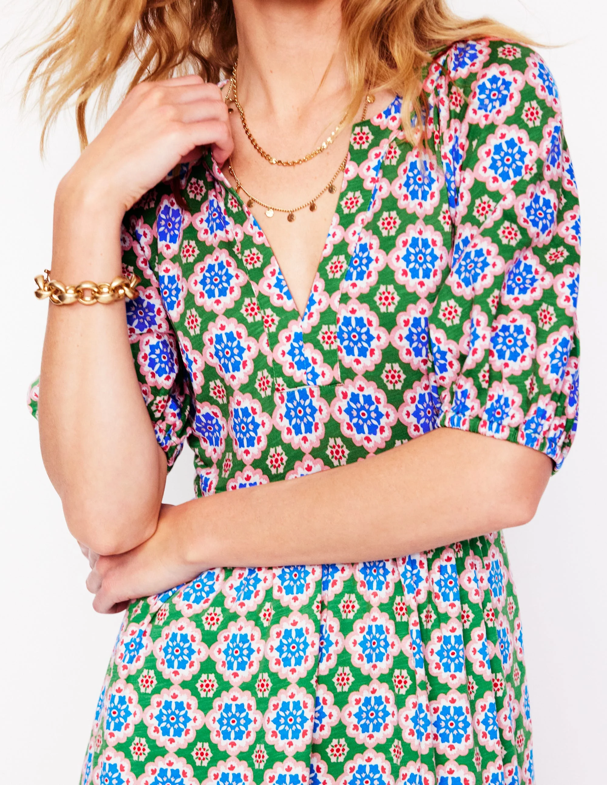 Piper Kurzes Jerseykleid-Leguangrün, Geometrisches Blütenmuster - Image 2