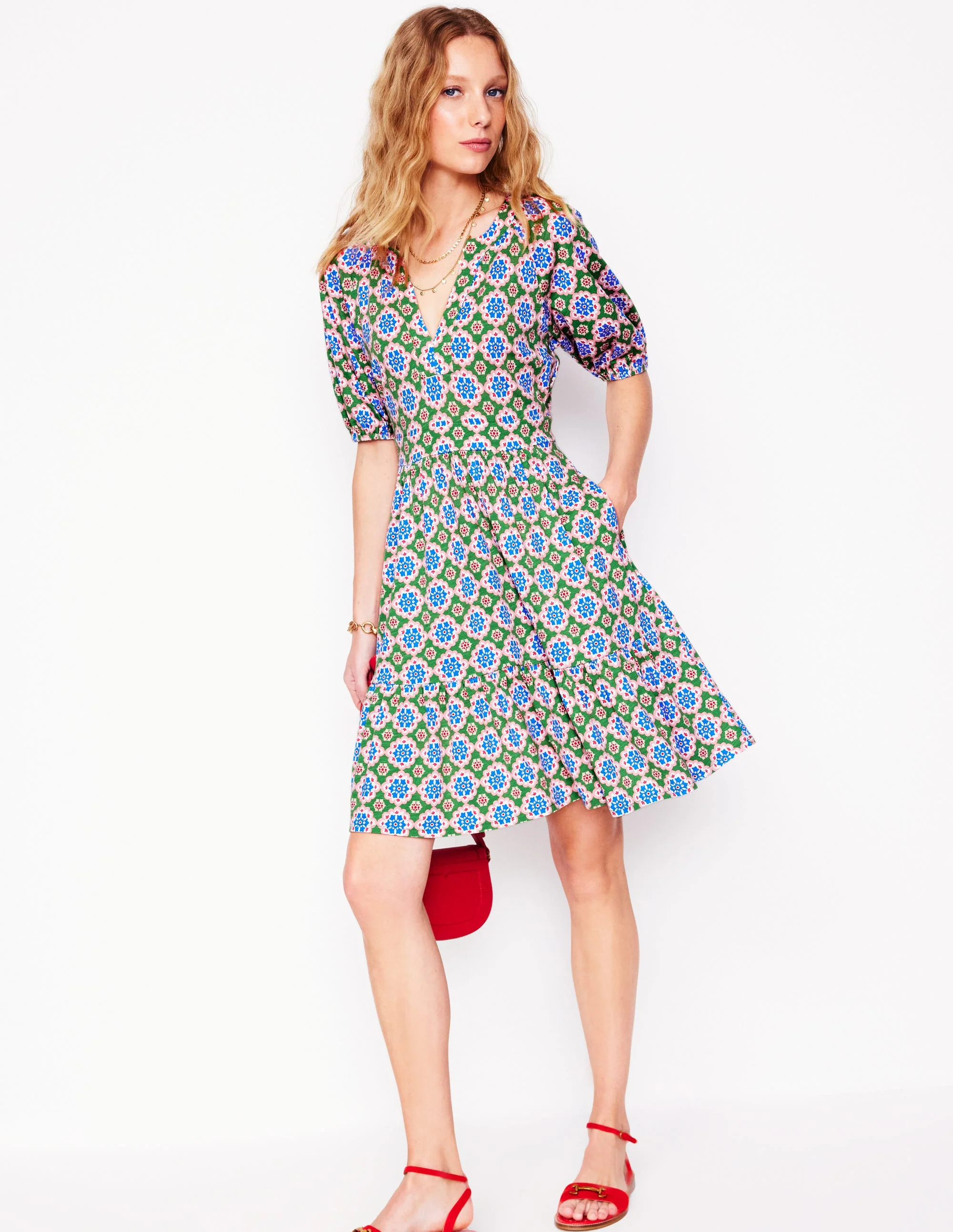 Piper Kurzes Jerseykleid-Leguangrün, Geometrisches Blütenmuster - Image 4