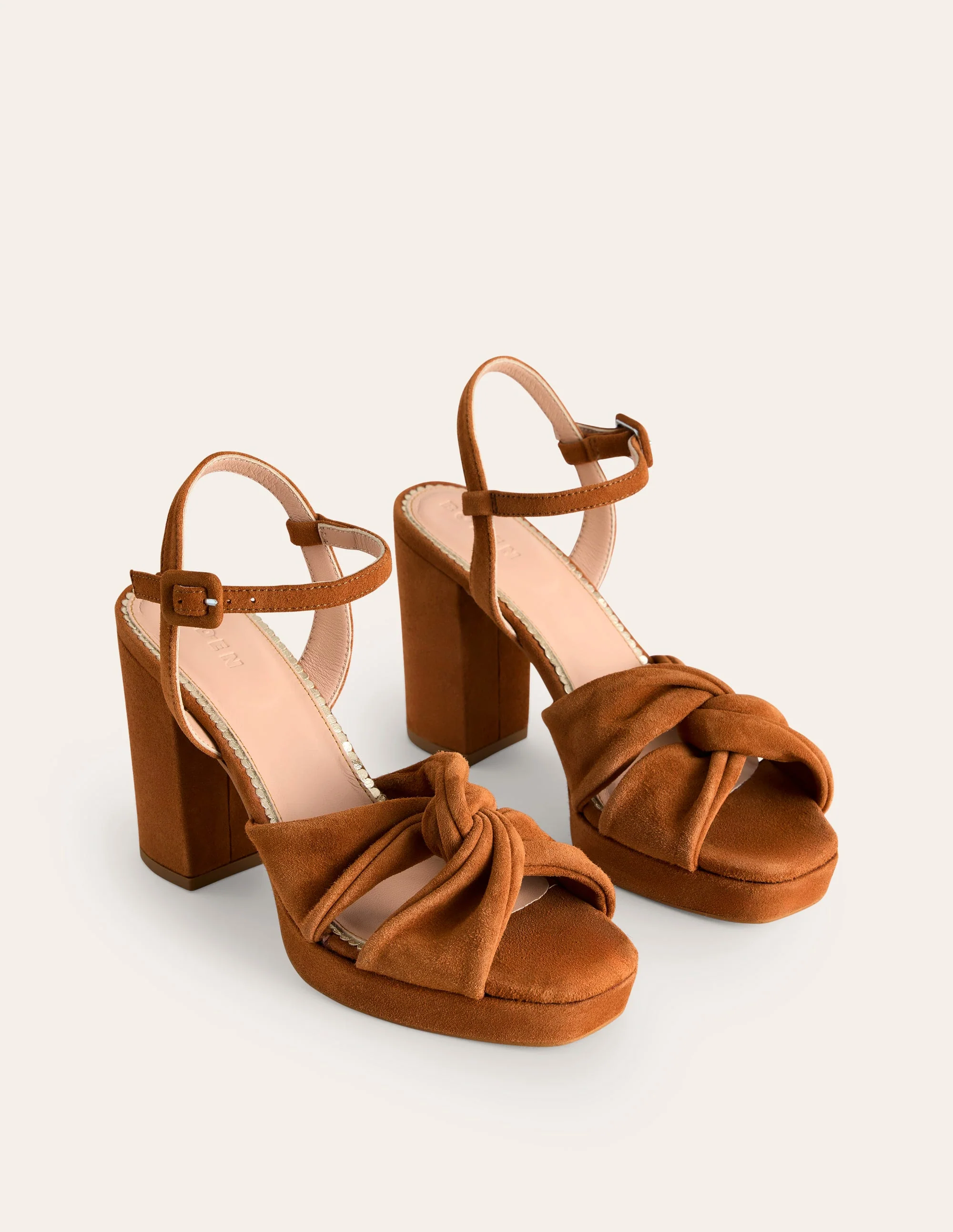 Plateauschuhe mit Absatz und Twistdetail-Hellbraun Veloursleder - Image 3