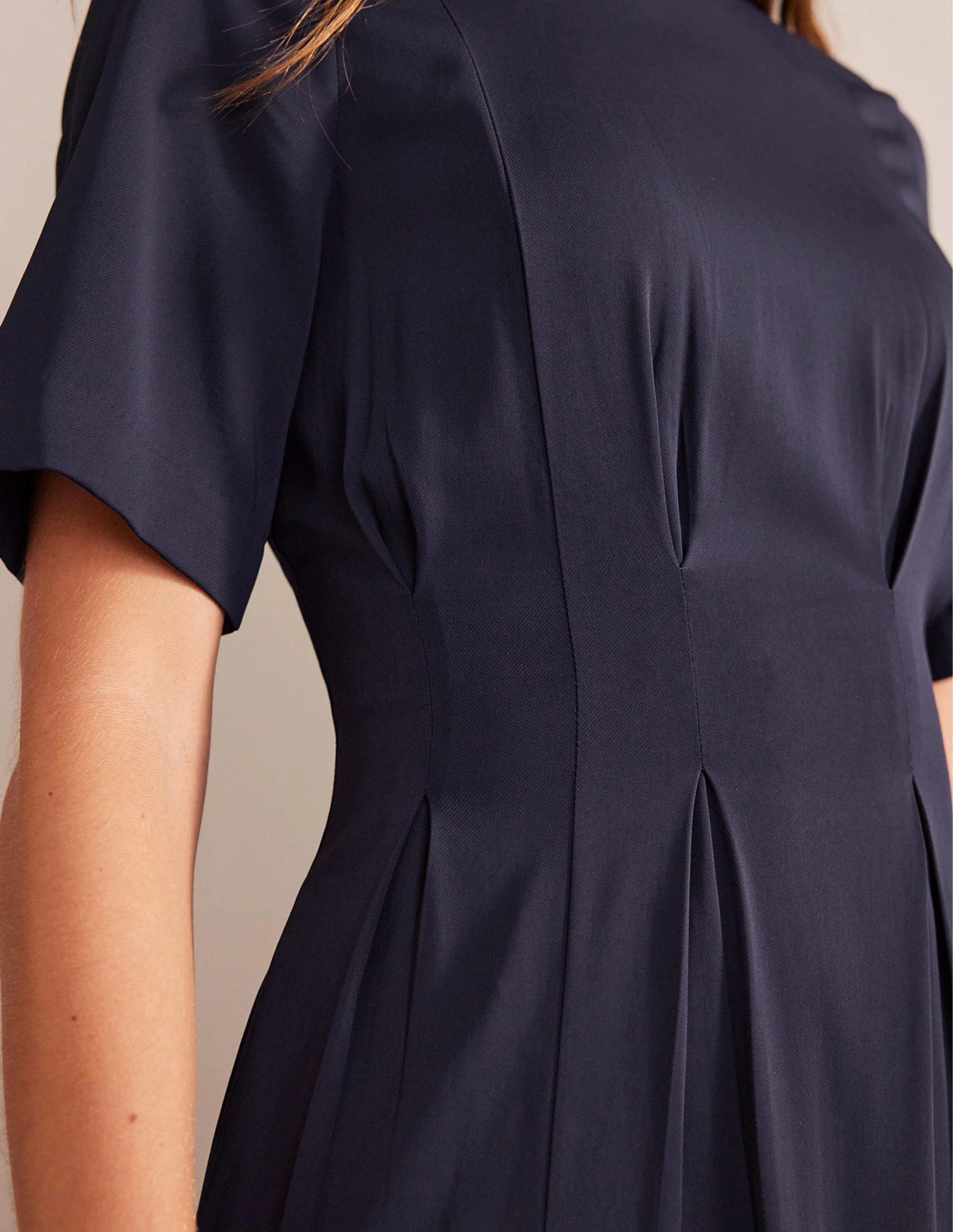 Plissiertes Midikleid-Marineblau - Image 2