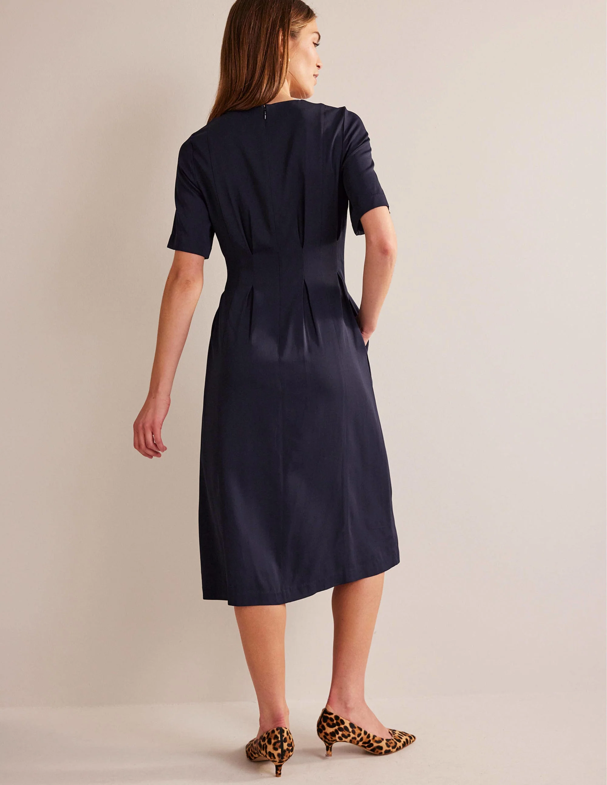 Plissiertes Midikleid-Marineblau - Image 3