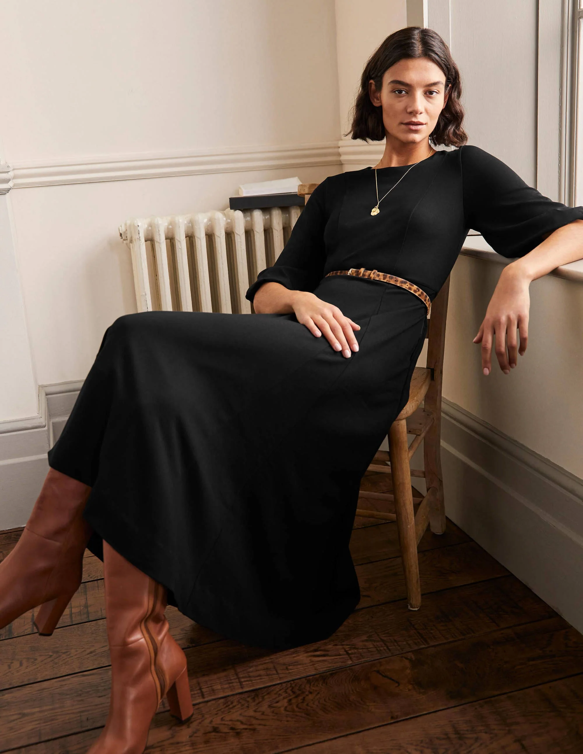 Ponte-Midikleid mit Tellerrock-Schwarz