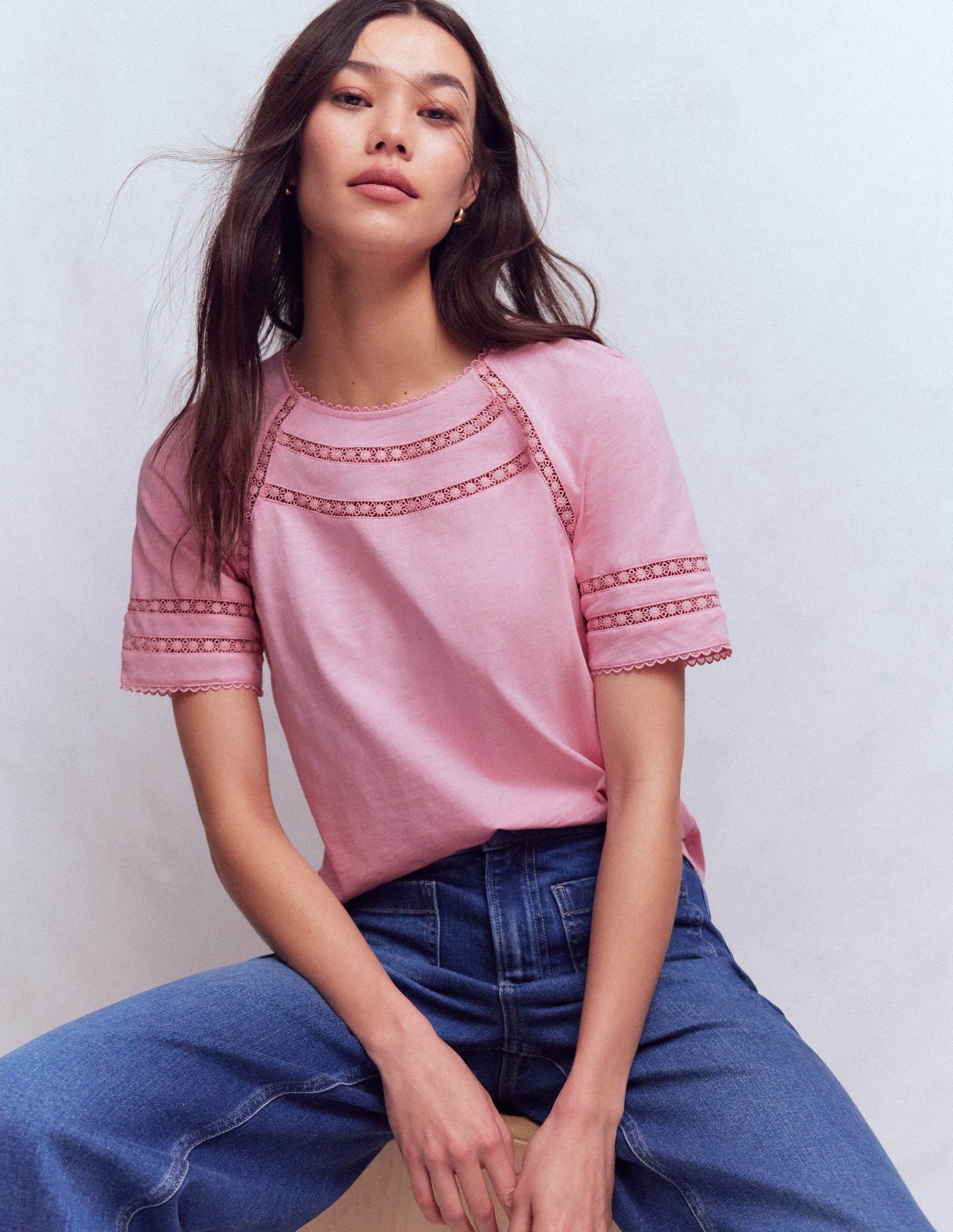 Poppy T-Shirt mit Rundhalsausschnitt und Besatz-Rosa Delfin