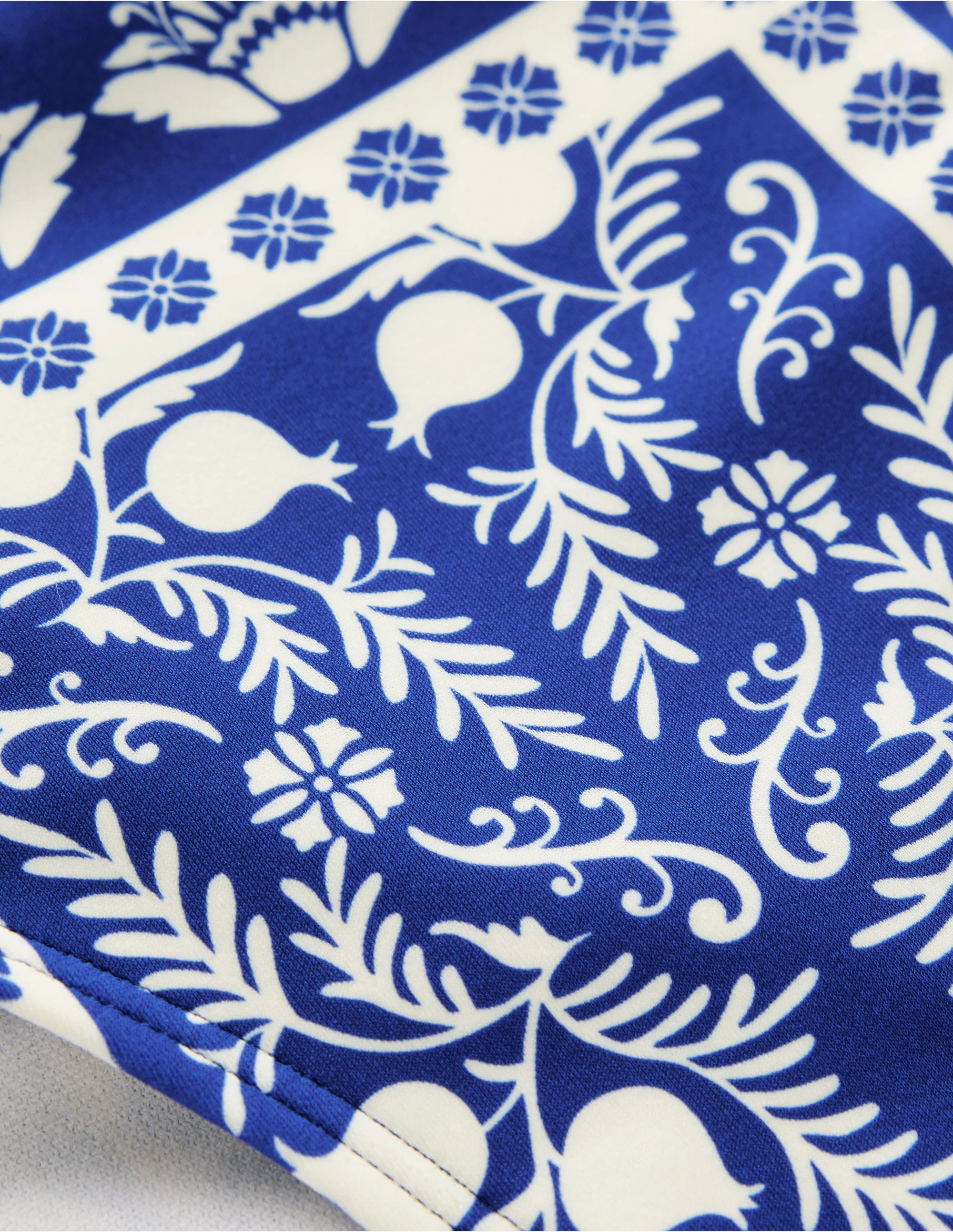 Porto Bikinihose-Leuchtendes Blau, Verzierter Streifen - Image 7