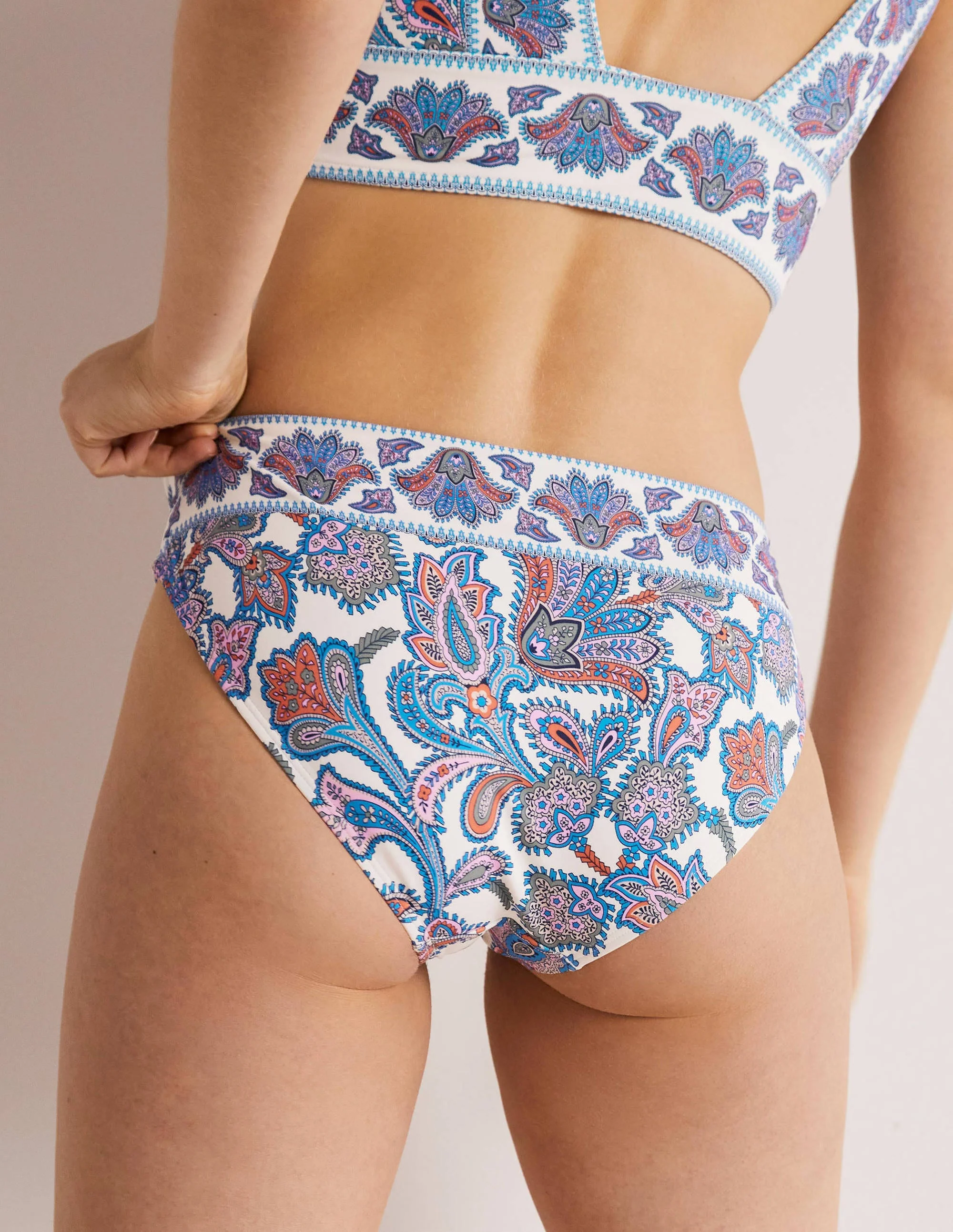 Porto Bikinihose-Naturweiß, Paisley-Knospen - Image 3