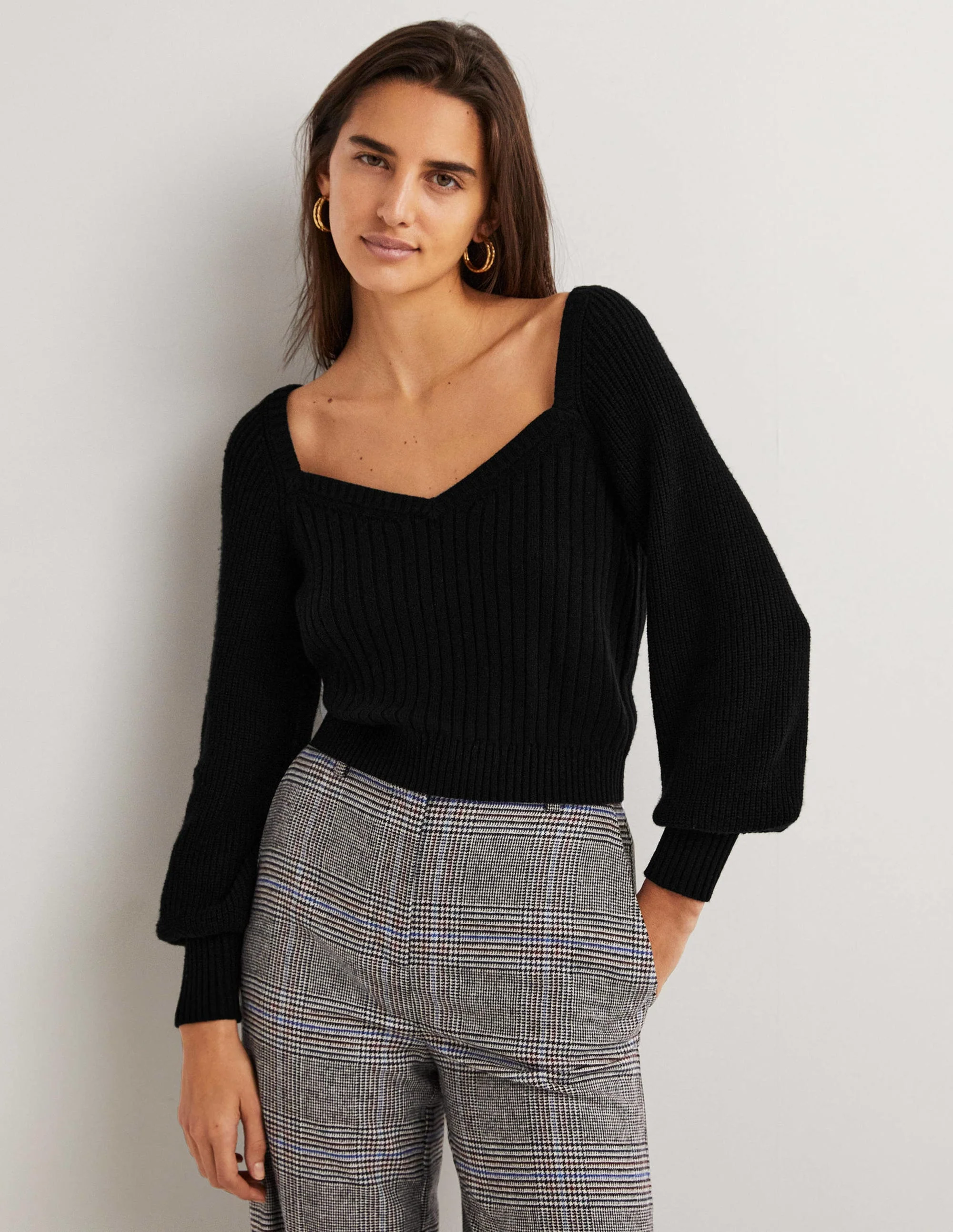 Pullover mit Herzausschnitt und Blousonärmeln-Schwarz