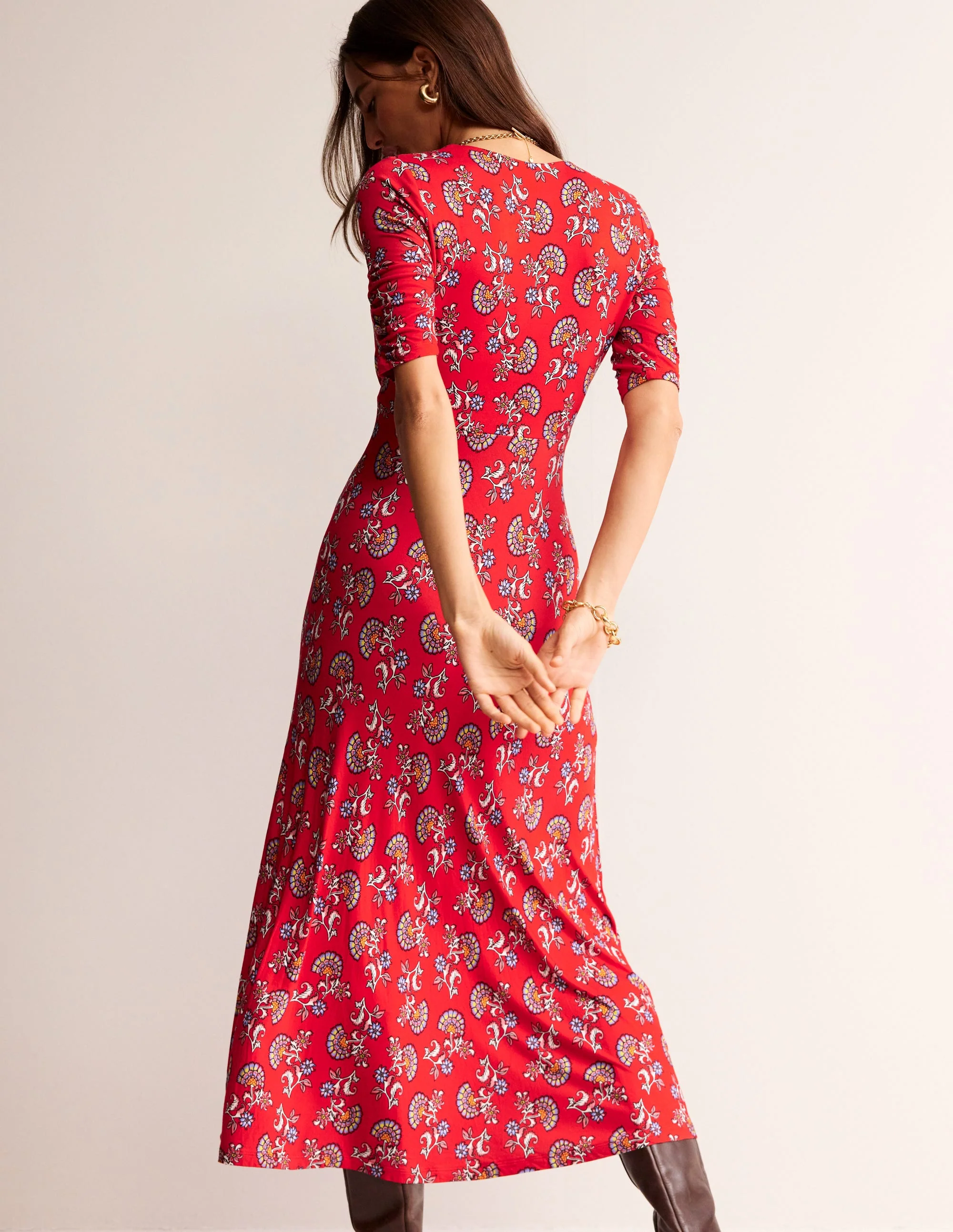 Rebecca Midi-Teekleid aus Jersey-Flame Scarlet, Botanischer Strauß - Image 3