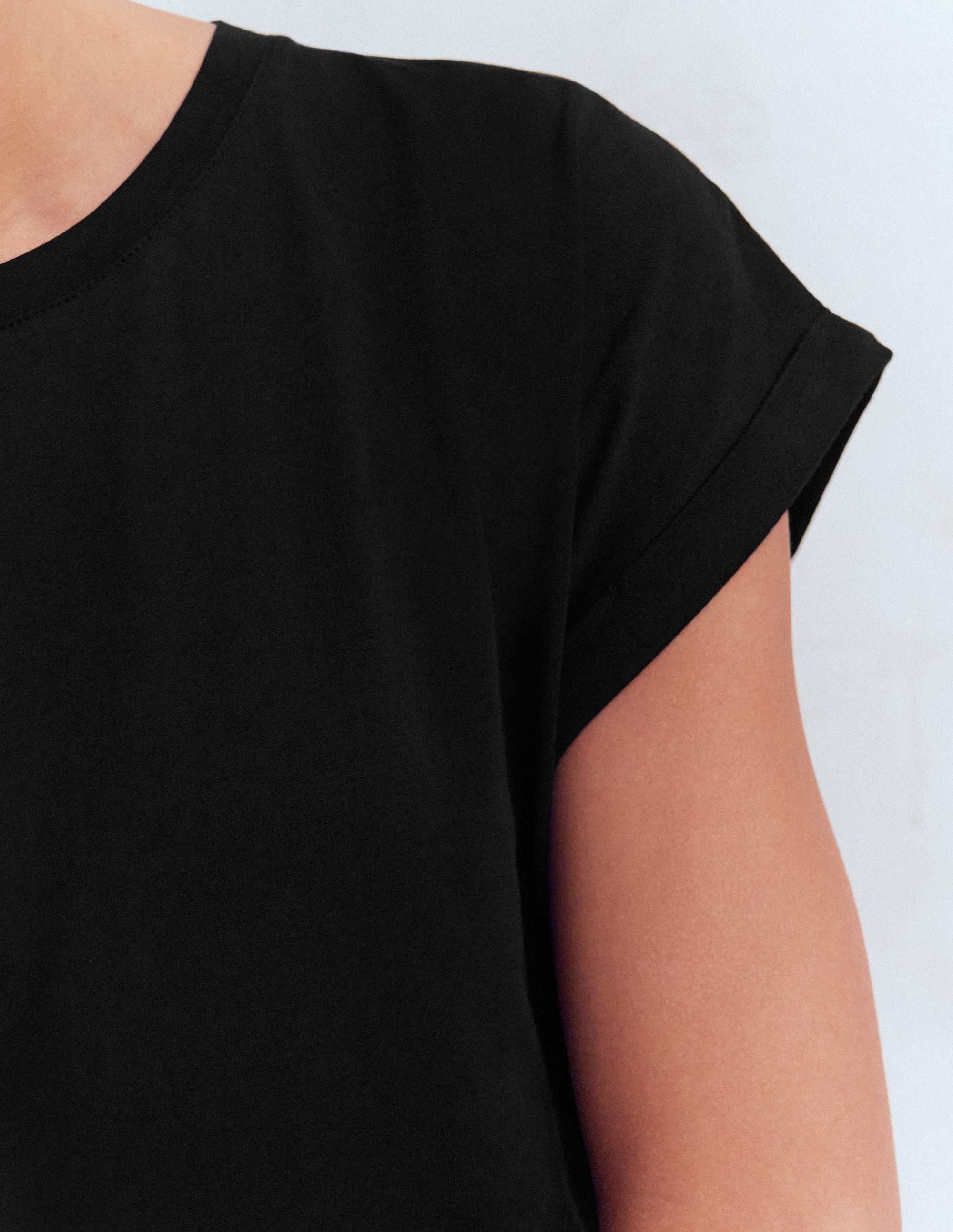 Ren T-Shirt mit umgeschlagenen Ärmeln-Schwarz - Image 2