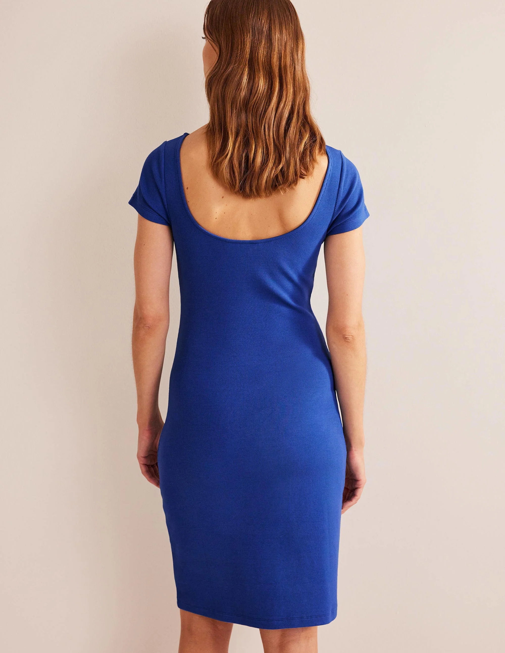 Rippjersey-Minikleid mit tiefem Rückenausschnitt-Saphirblau - Image 3