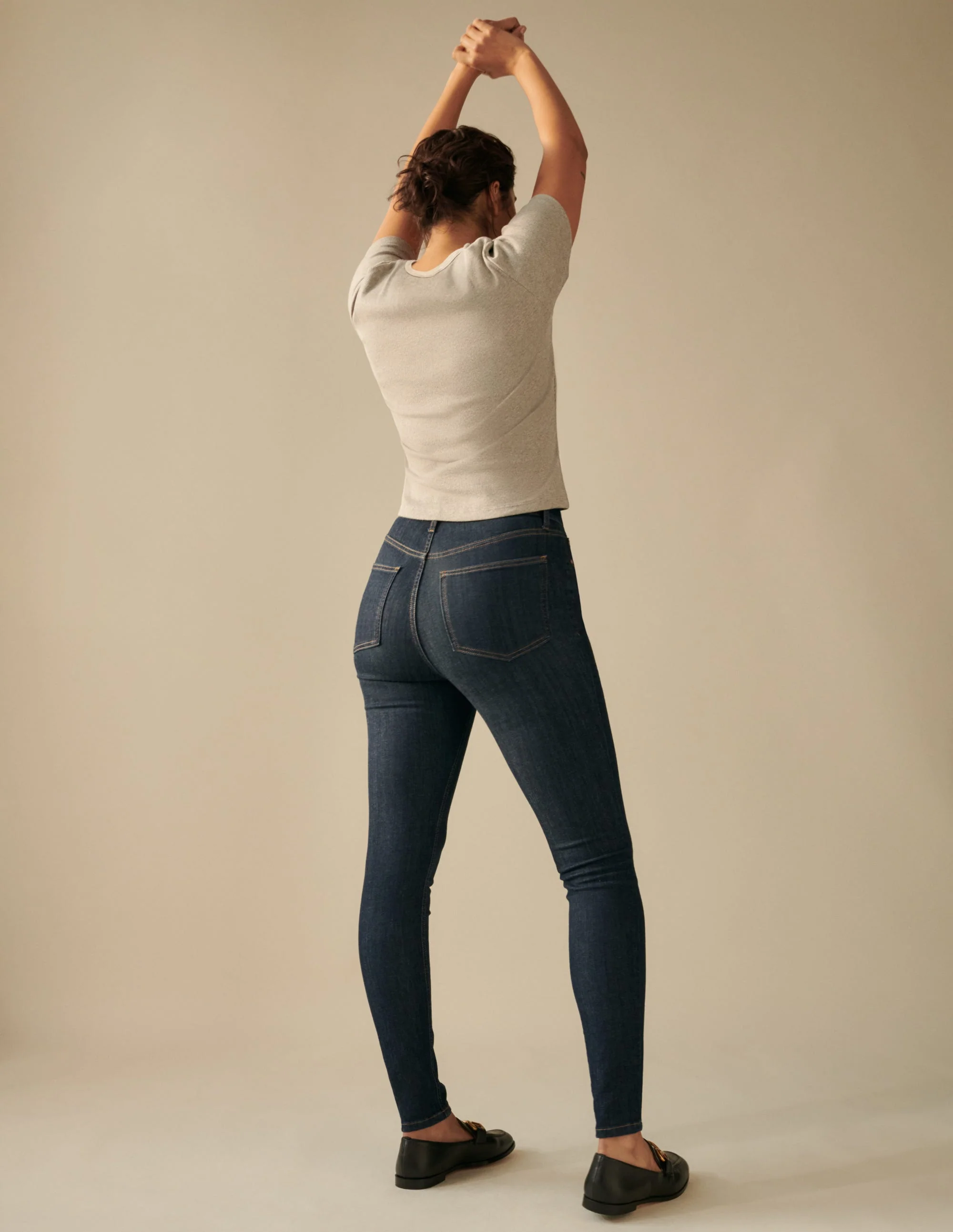 Röhrenjeans mit hohem Bund-Indigo - Image 6