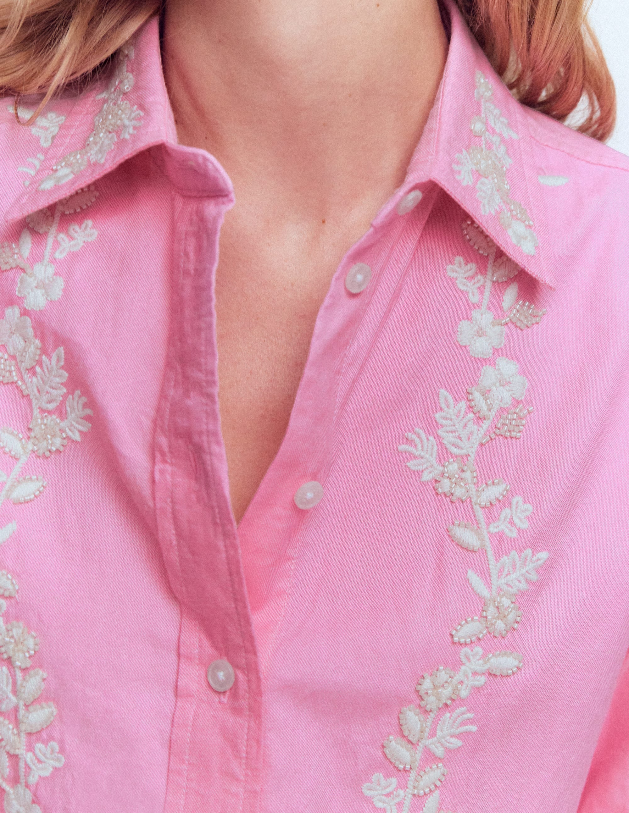 Sadie Lockeres Baumwollhemd-Rosa Blumenmuster Perlenbesetzt Oxford - Image 2