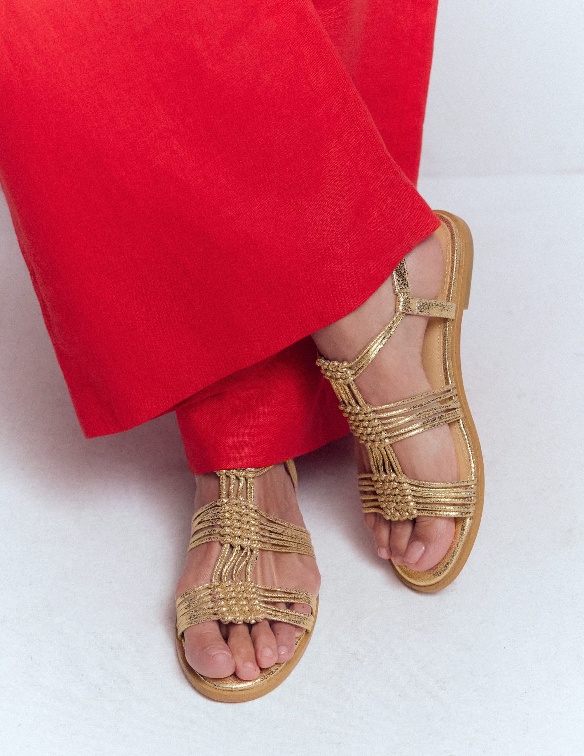 Sandalen mit Knoten und mehreren Riemen-Gold - Image 2