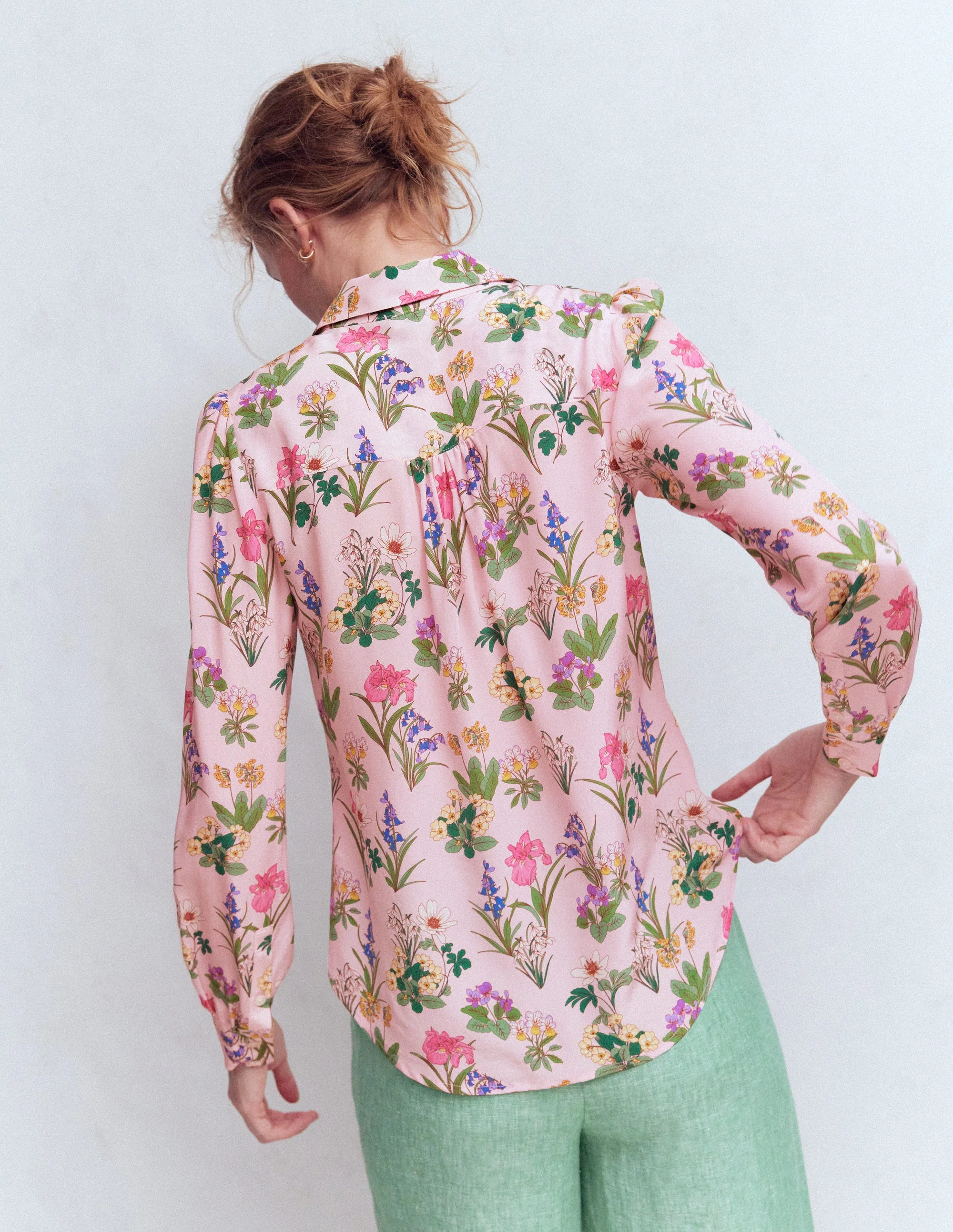 Sara Seidenhemd-Französisches Rosa, Zarte Blüten - Image 3