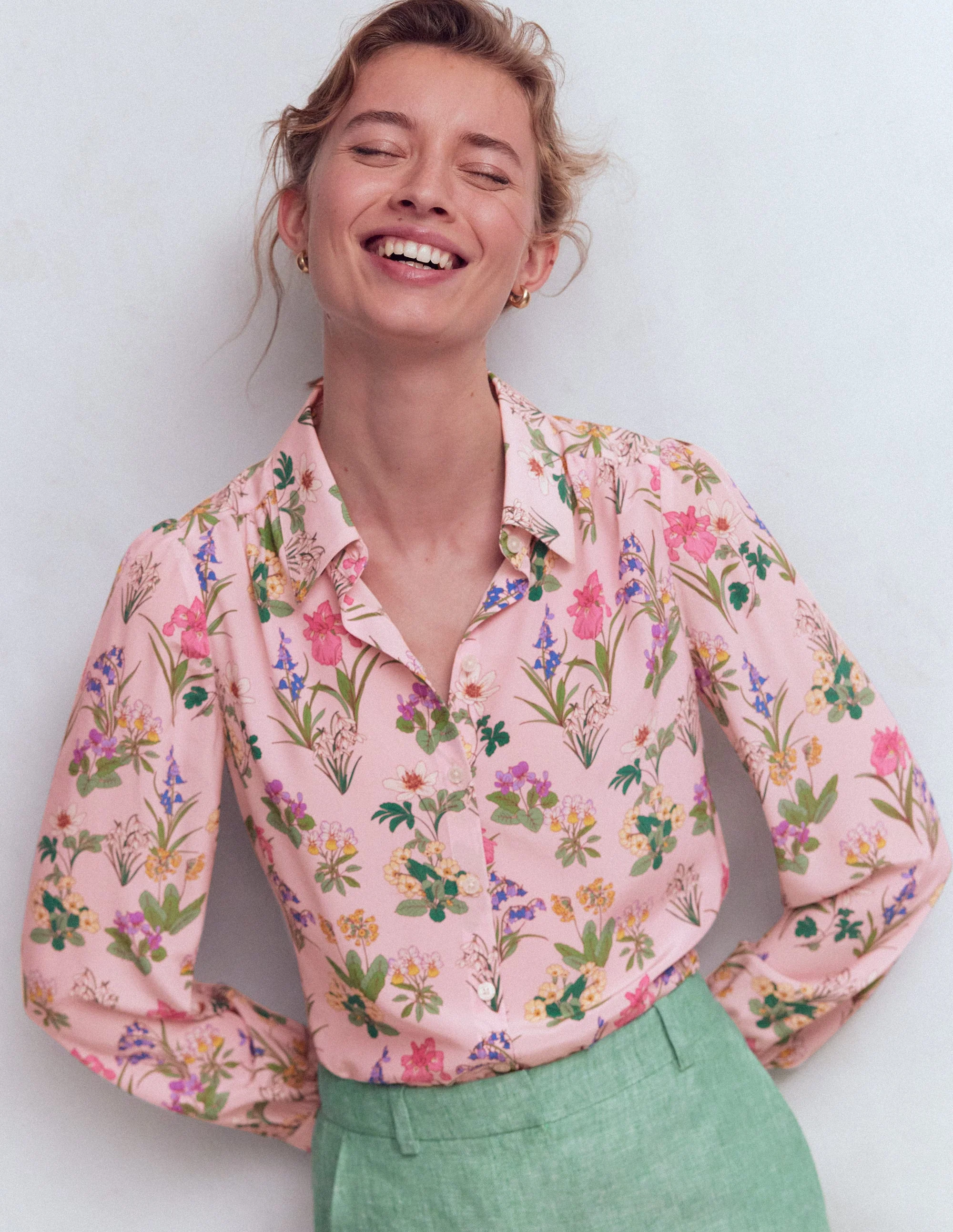Sara Seidenhemd-Französisches Rosa, Zarte Blüten - Image 4