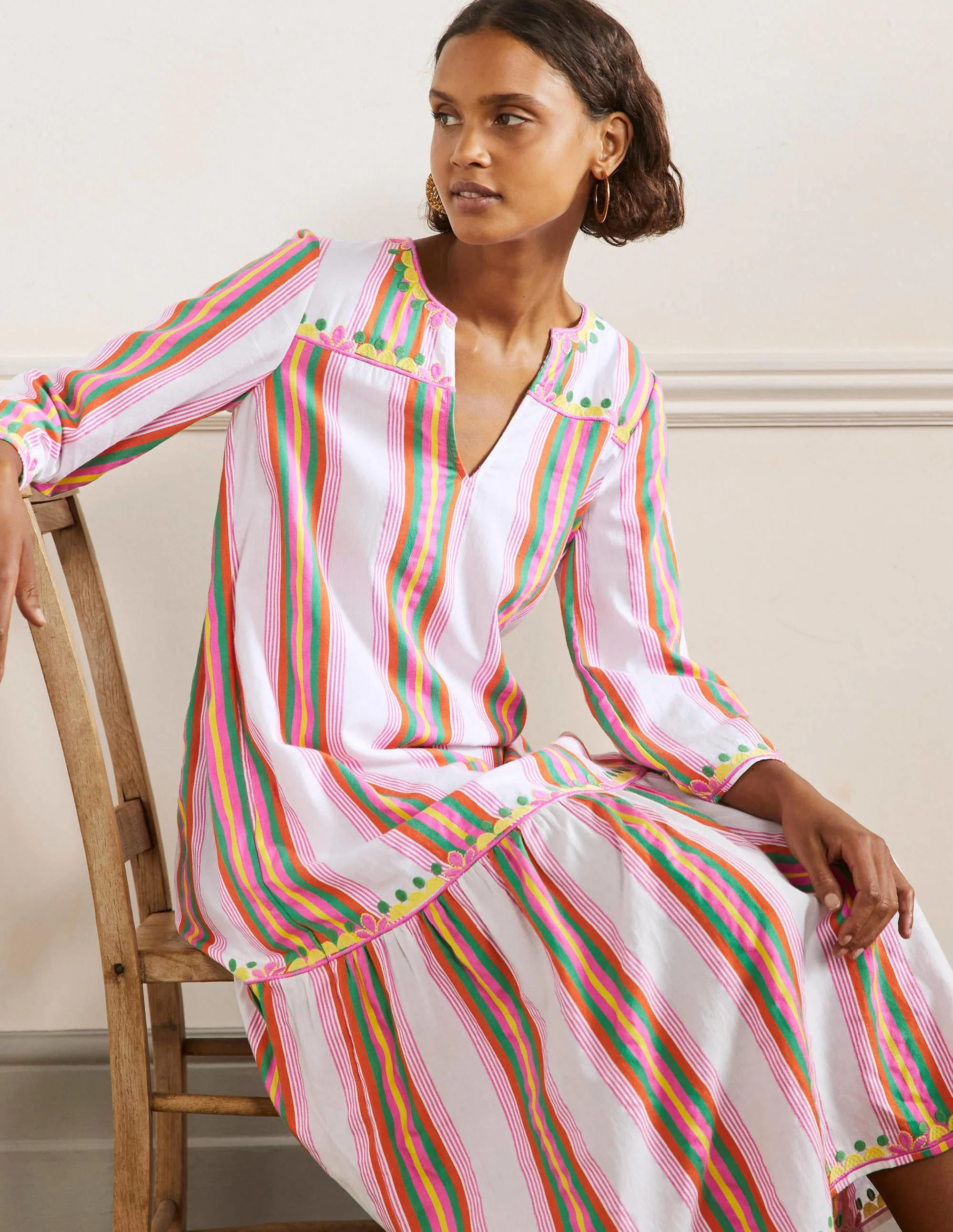 Schlichtes gestuftes Maxikleid-Regenbogenfarben, Gestreift - Image 4