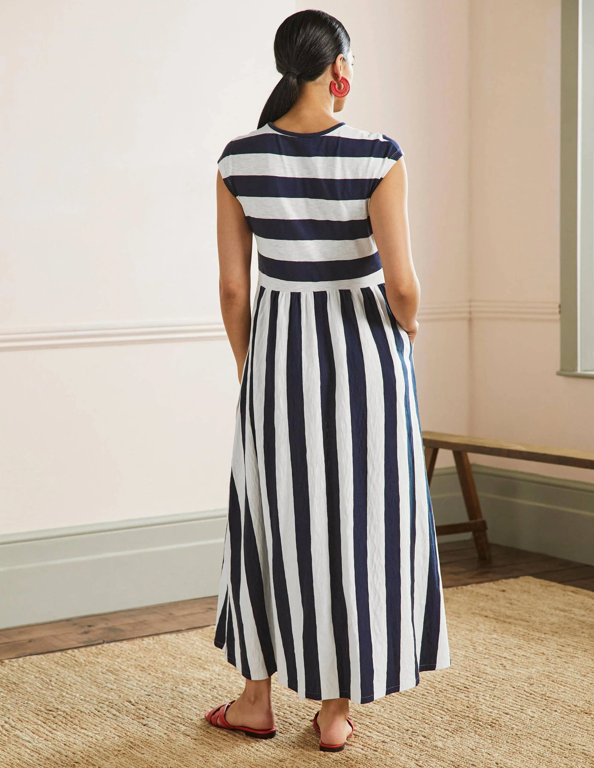 Schlichtes T-Shirt-Midikleid-Navy/Naturweiß, Gestreift - Image 3