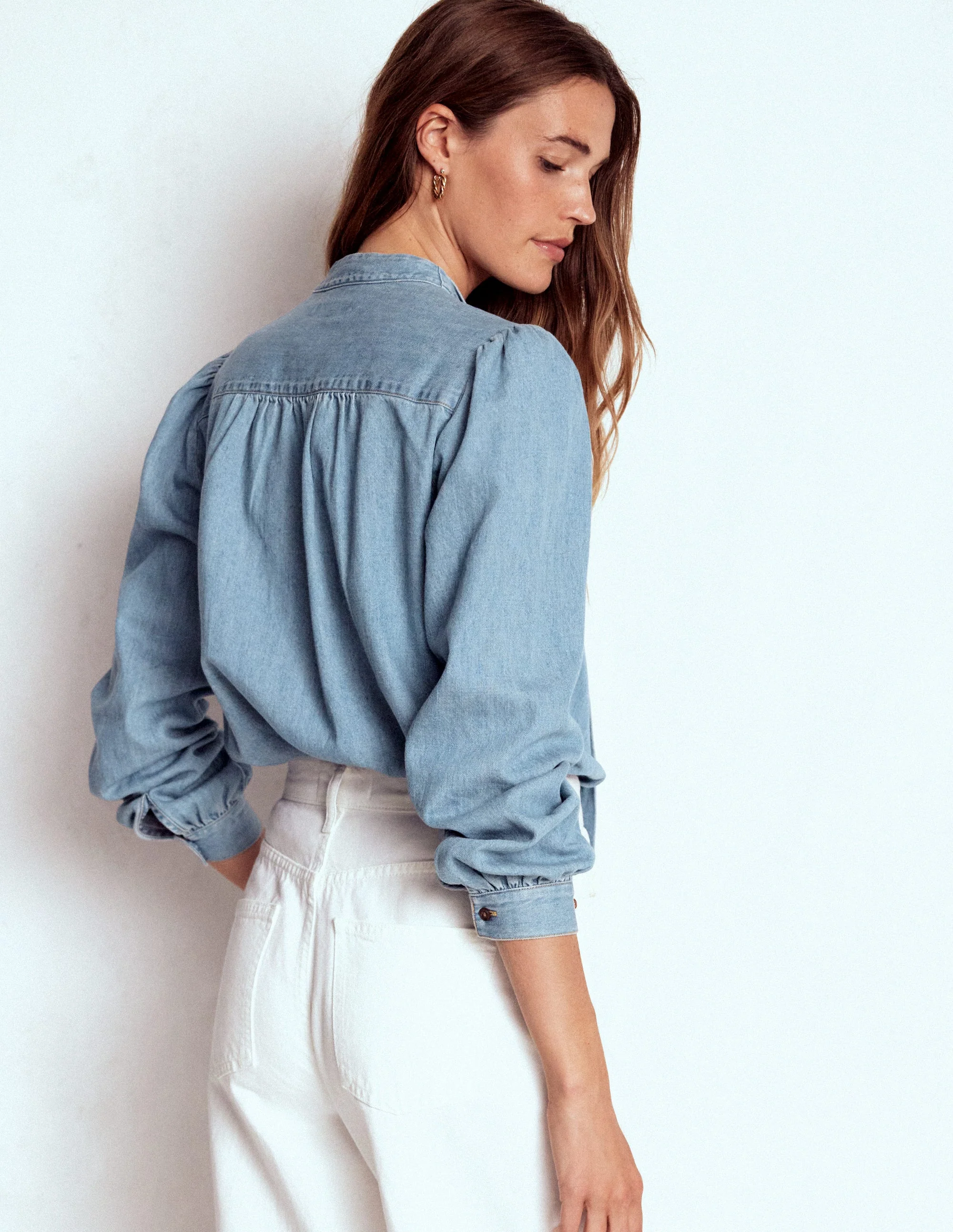 Schluppenbluse aus Denim-Hell Authentisch - Image 4