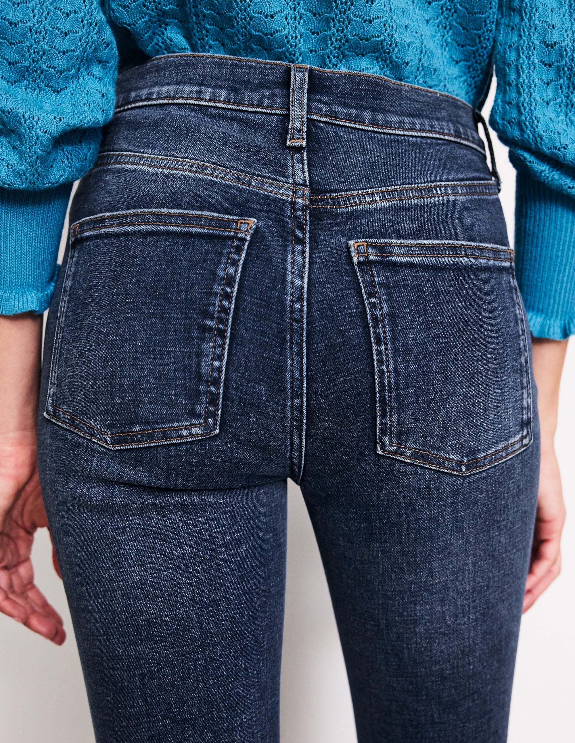 Schmal geschnittene, ausgestellte Jeans mit hohem Bund-Beatnik Red - Image 2