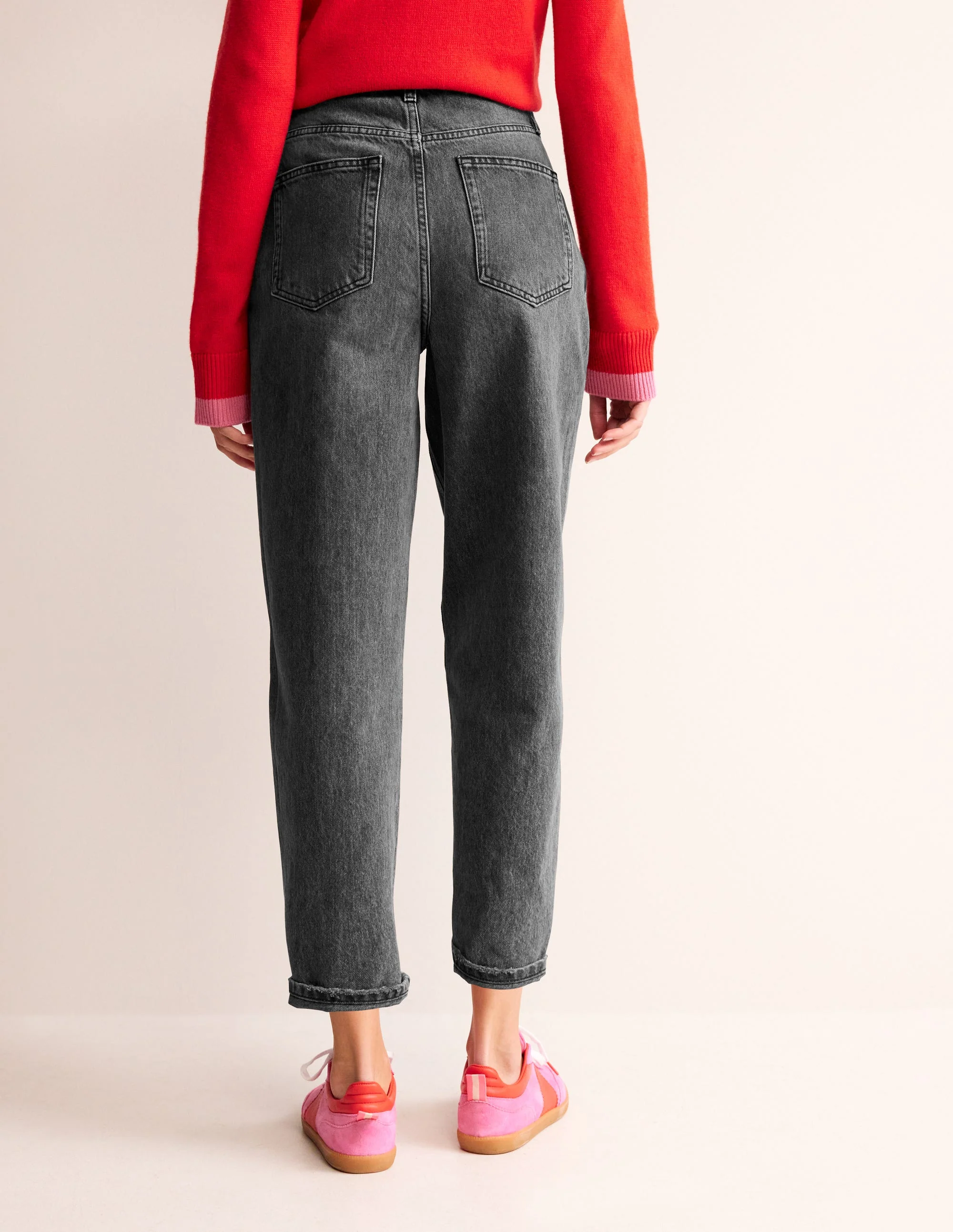 Schmal zulaufende 90er-Jeans mit hoher Taille-Gewaschenes Schwarz - Image 3